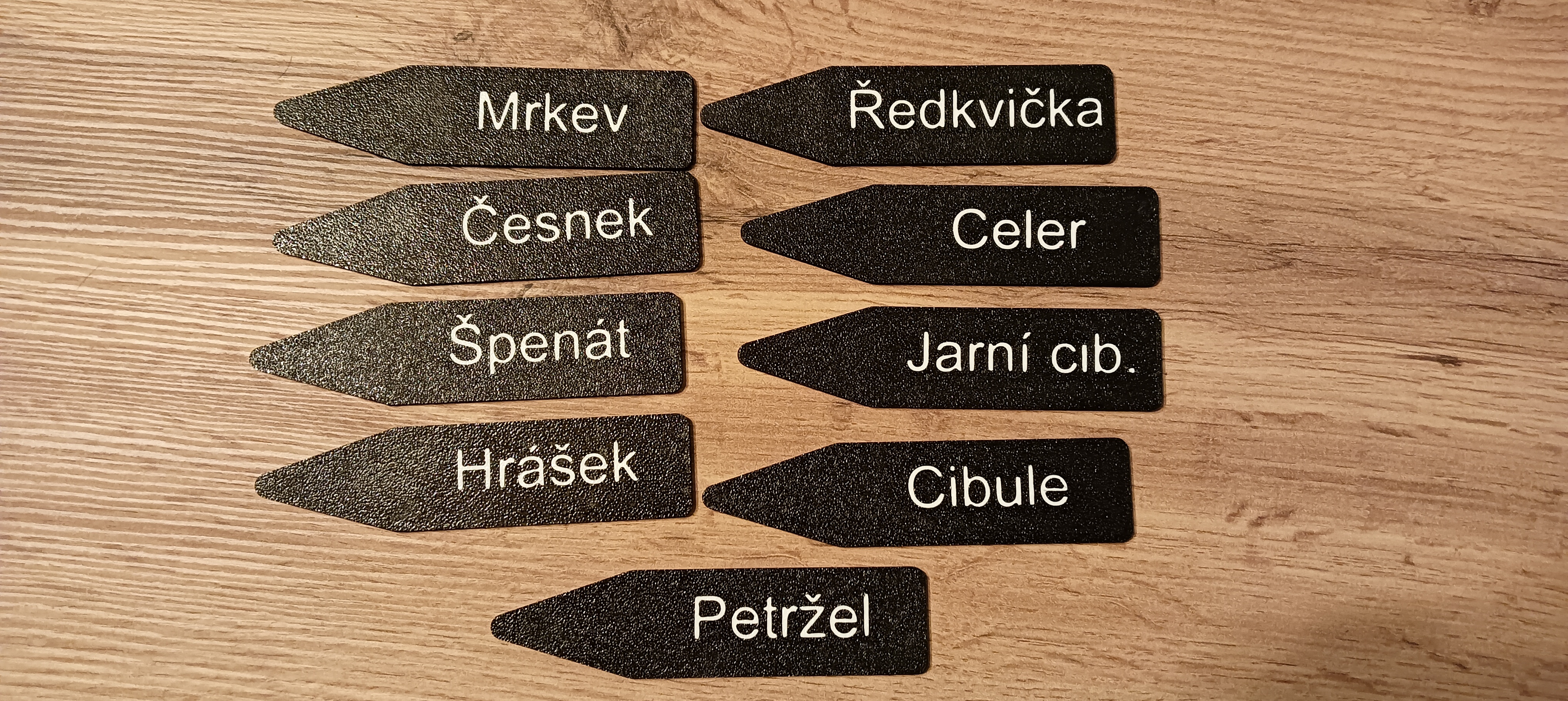 Cedulky na záhony