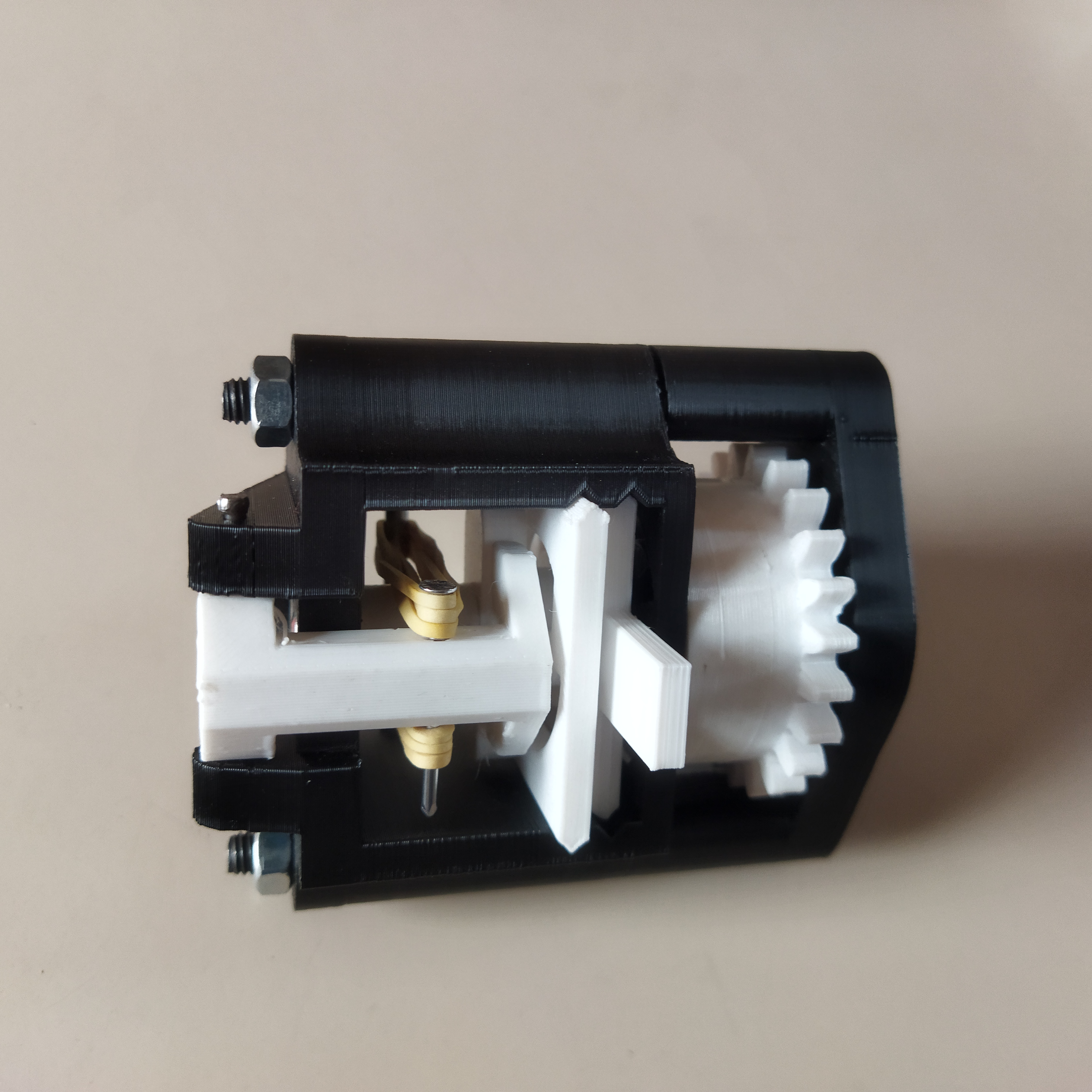 Mechanical transistor / buffer / amplifier — thumbnail 2