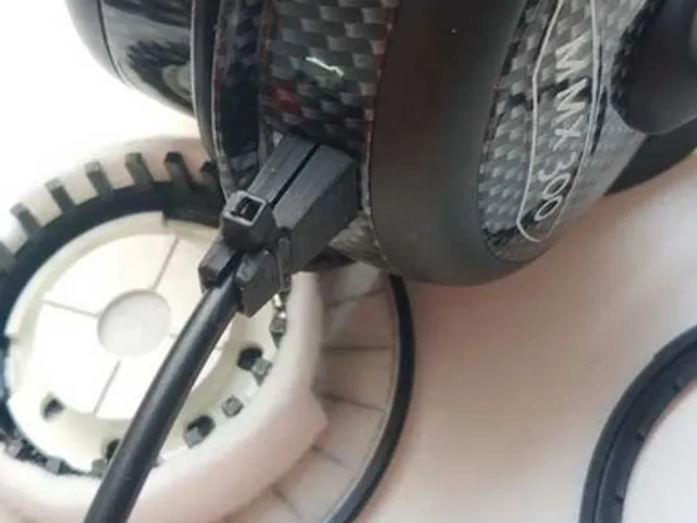 Beyerdynamic MMX 300 cable repair