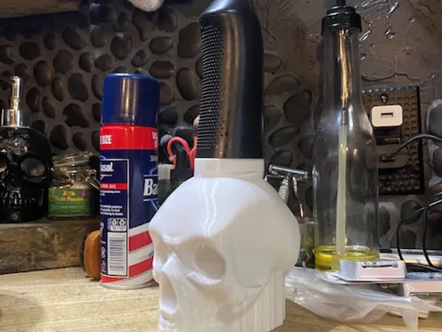 Skull water reservoir for H20floss toothbrush