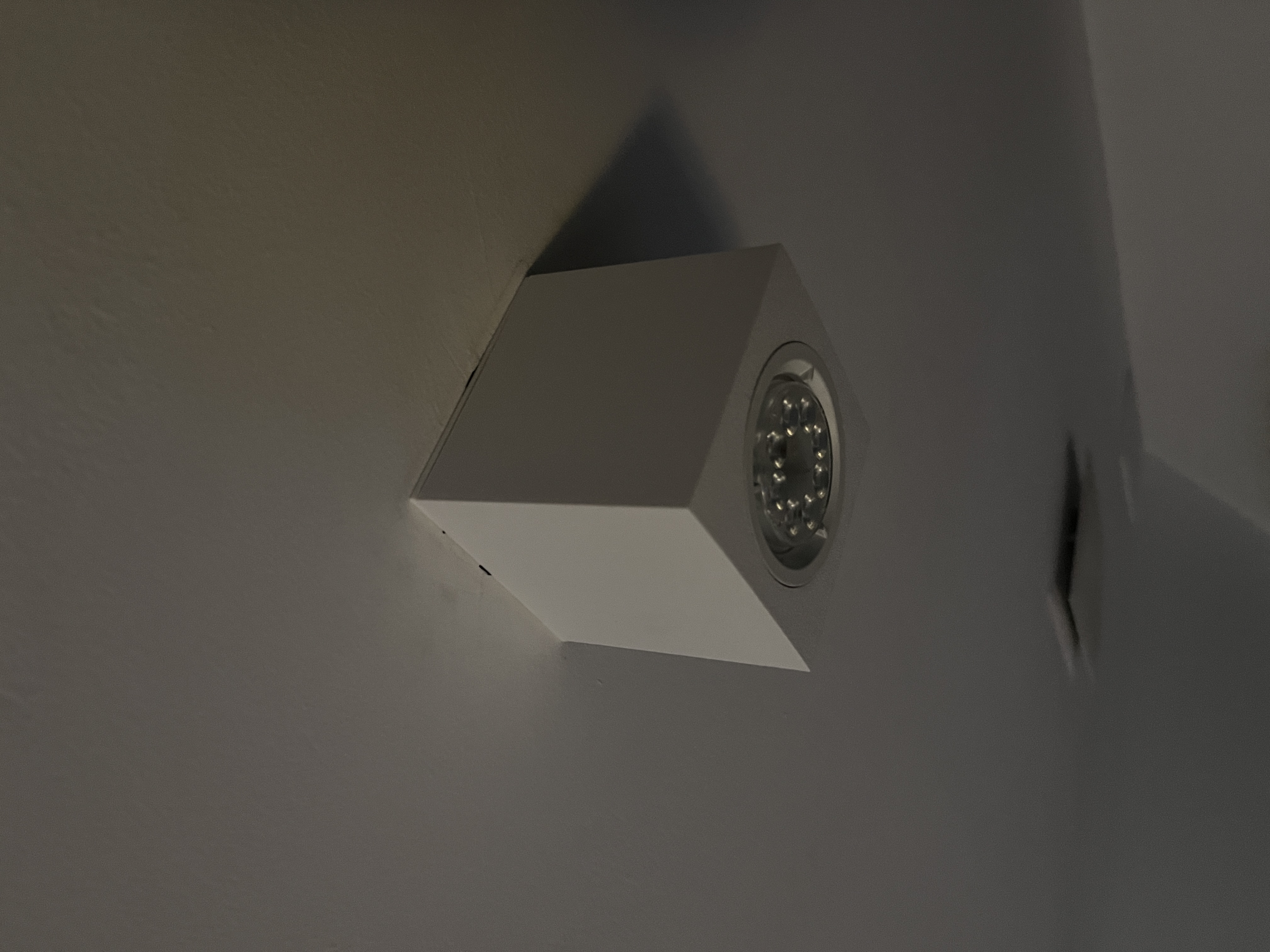 GU10 Lamp for gypsum/drywall ceiling