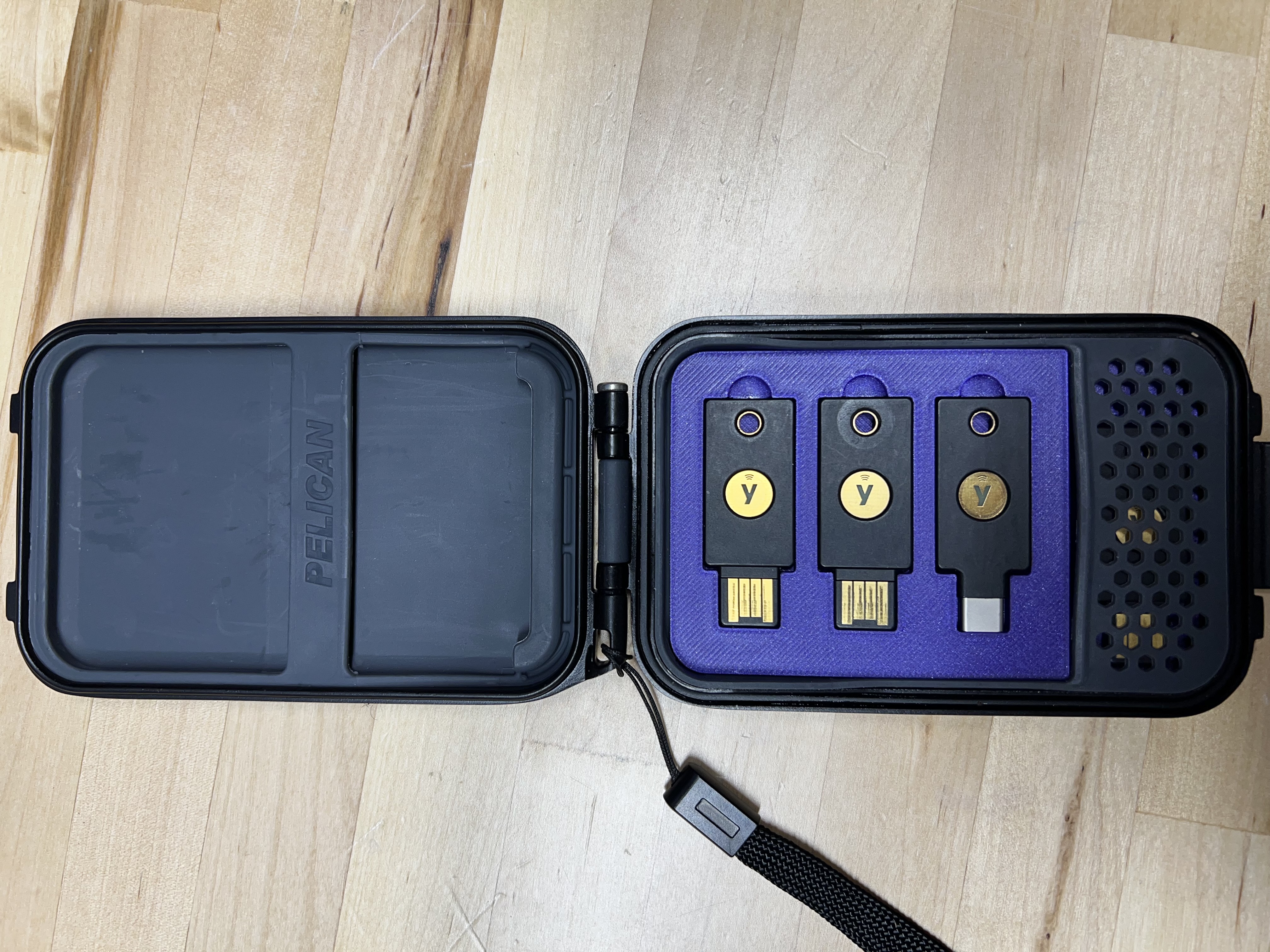 Pelican G5 Yubikey Insert