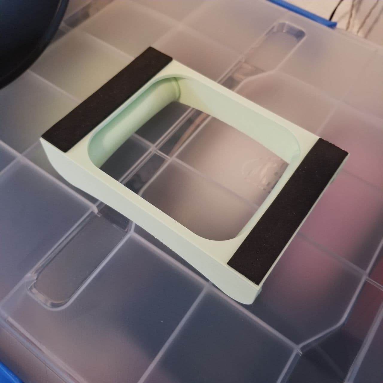 Simplistic Spool Holder — thumbnail 3