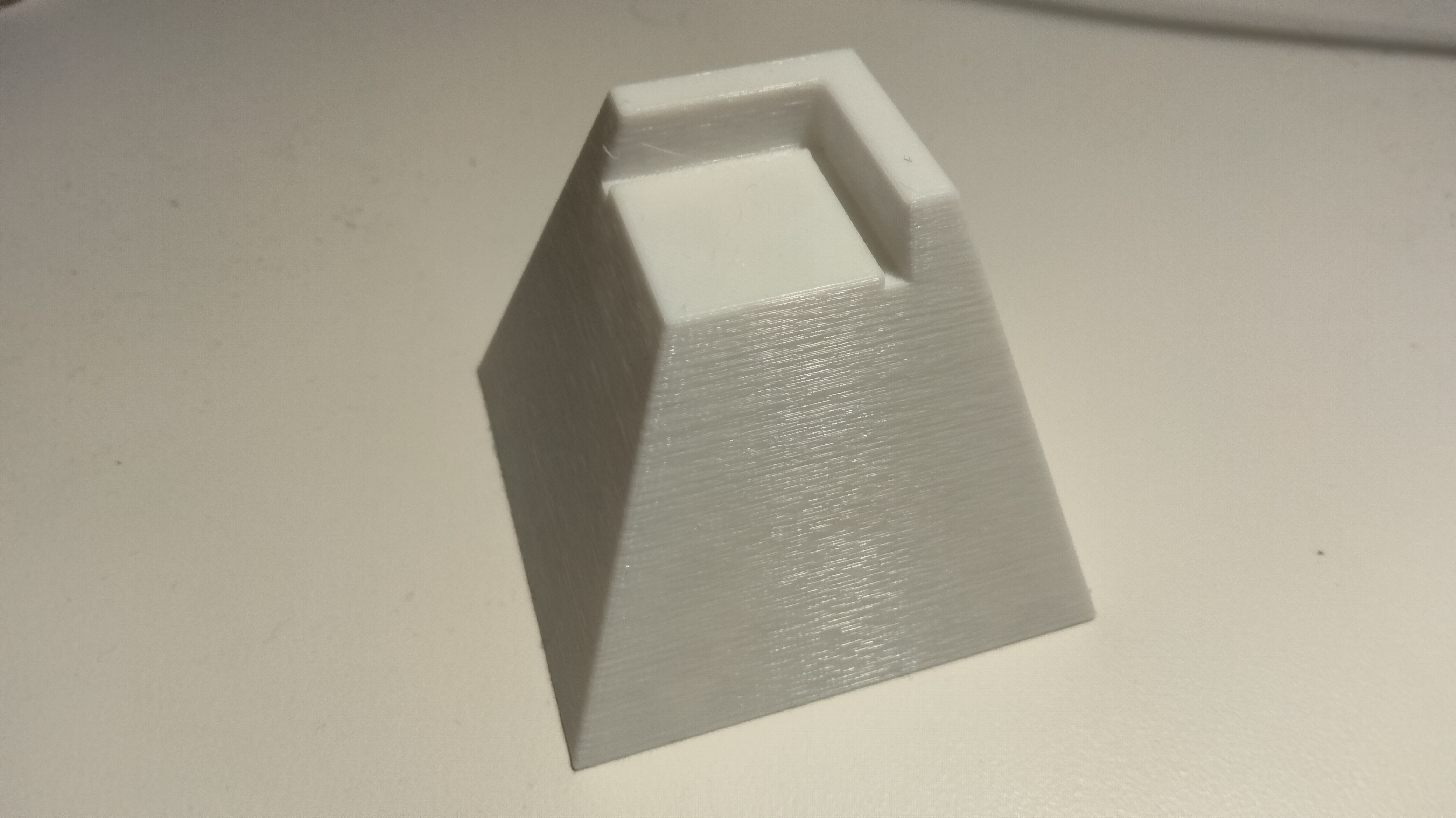 Rectangle Corner Stand