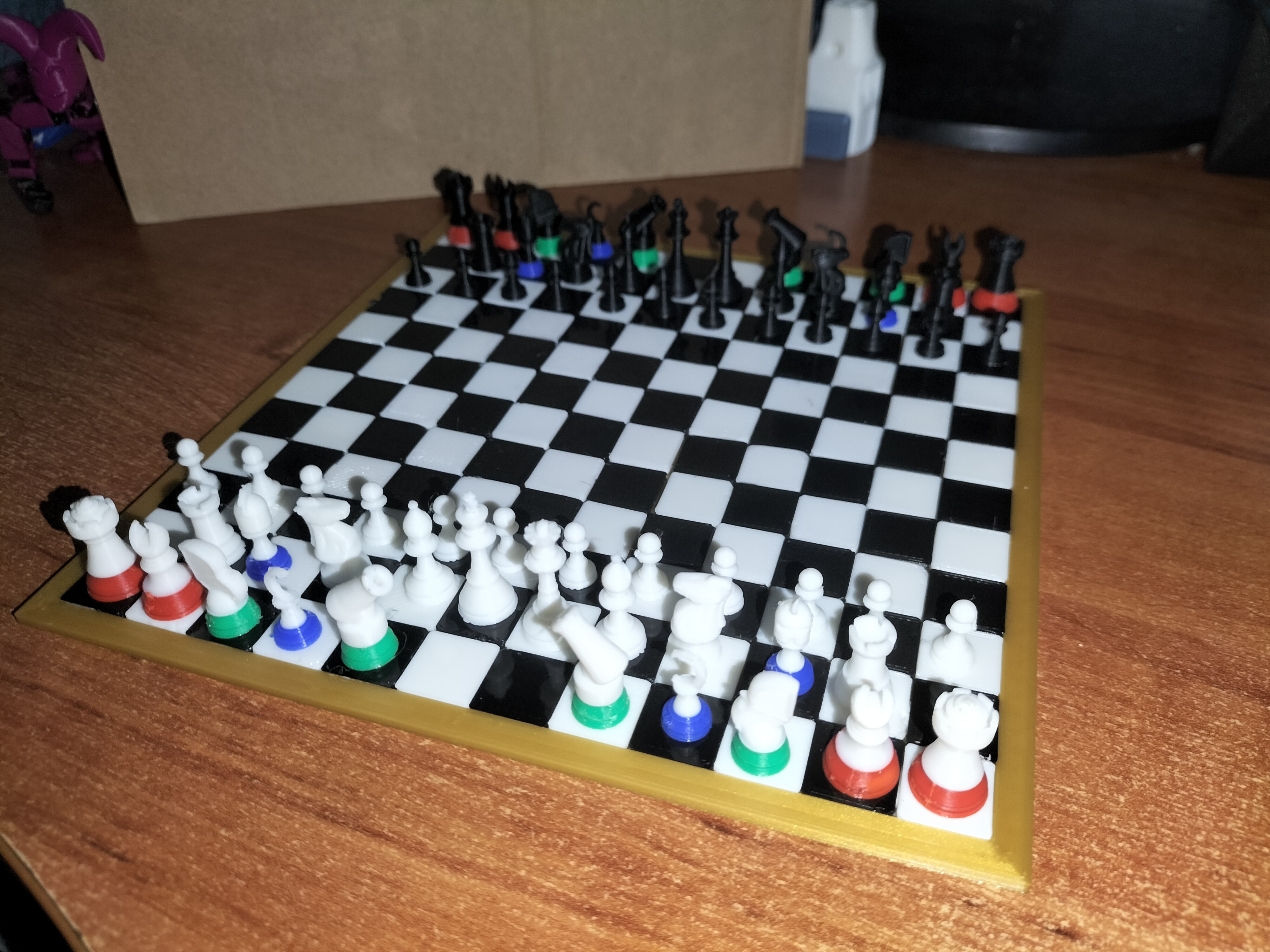 Miniature Gross chess set and board