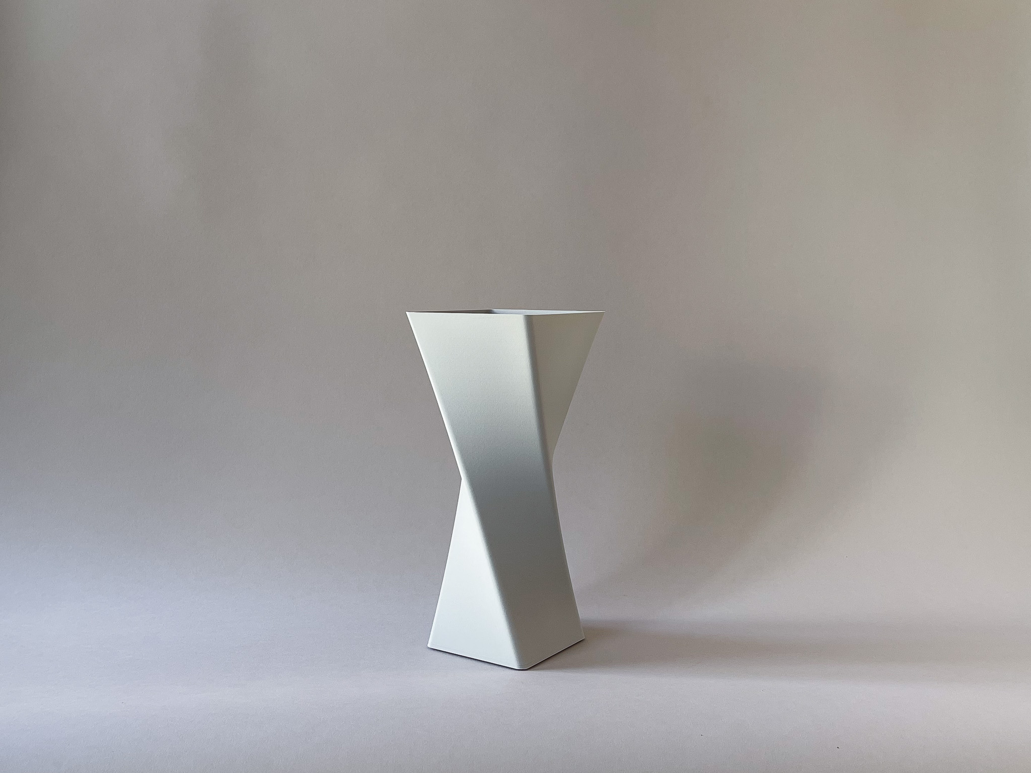 Table vase Cube - Grey