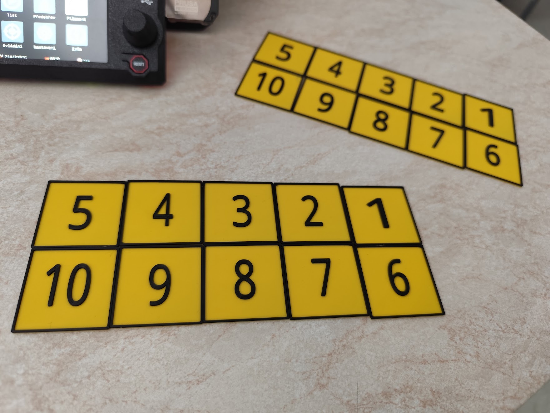 Numbers on square from 1 to 10 - 40x40