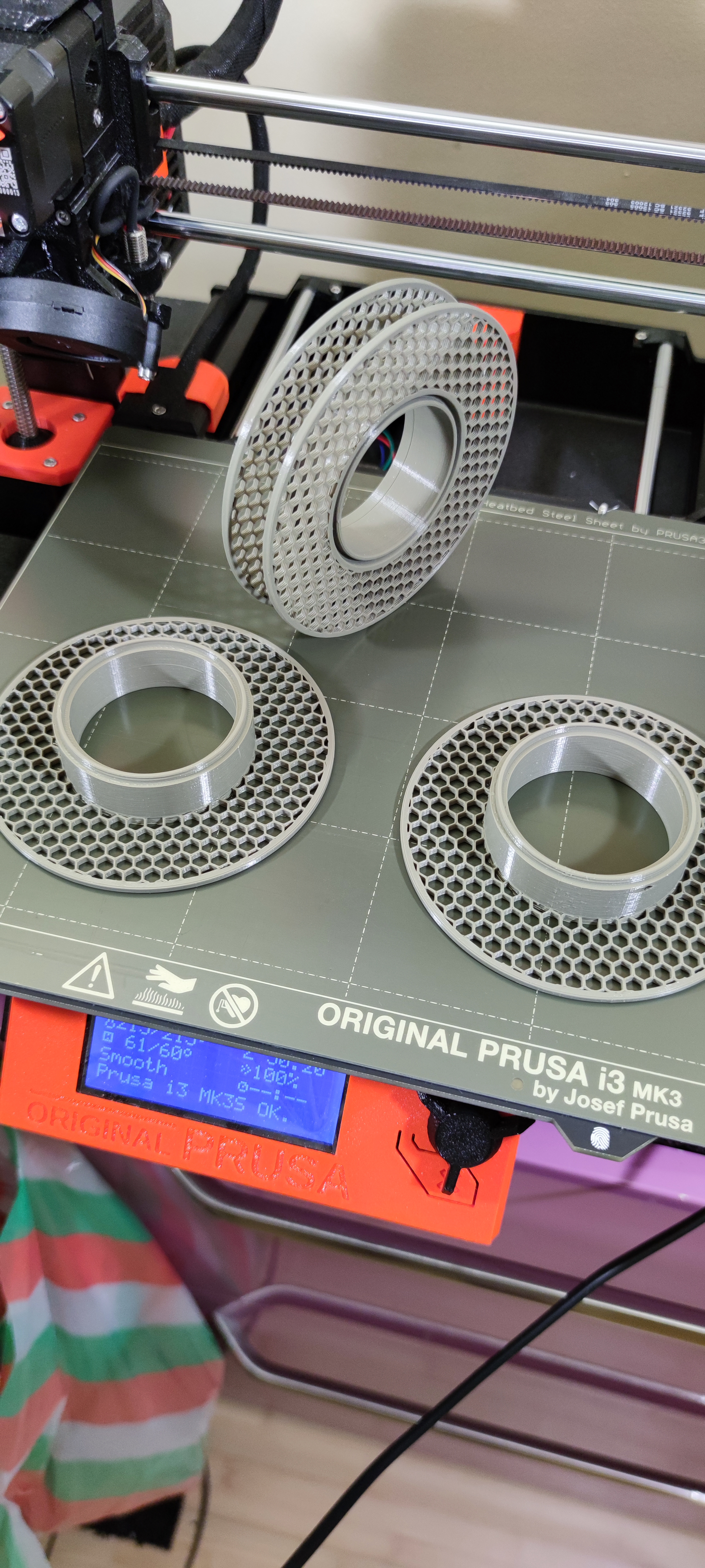 Miniatura 3 do modelo 3D Small spool for filament samples