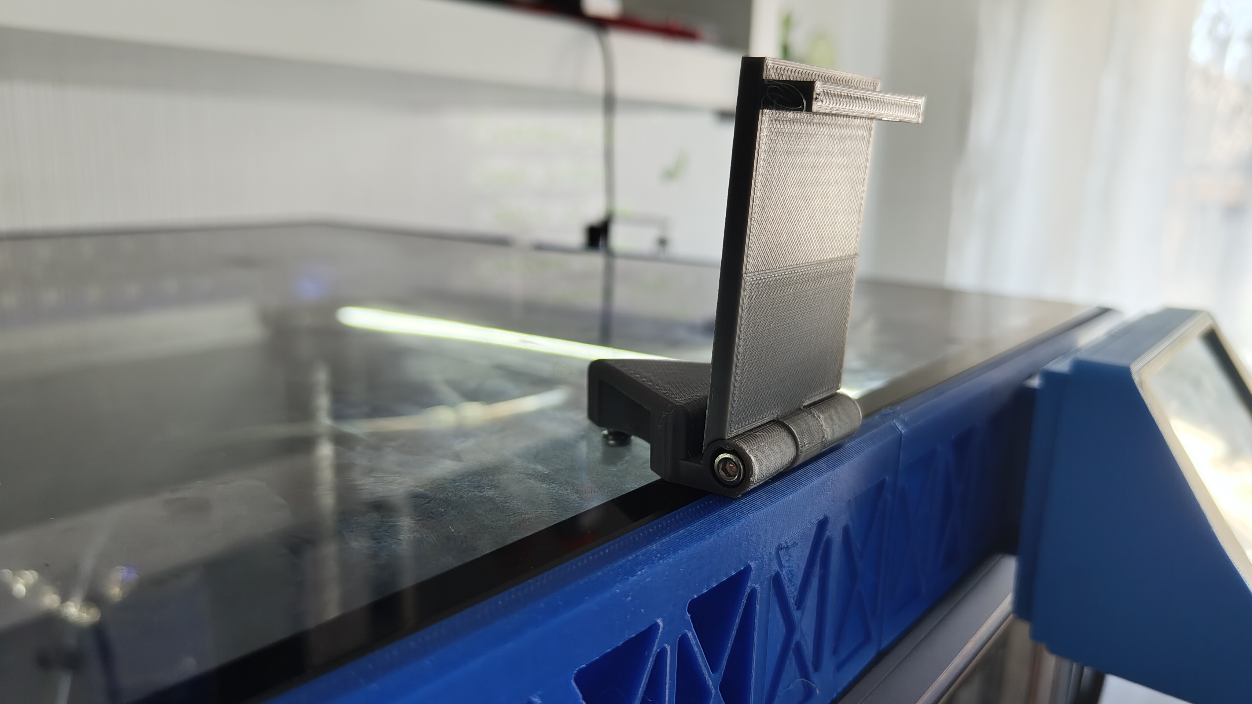 Popup handle for SV08 enclosure top glasslid — thumbnail 3