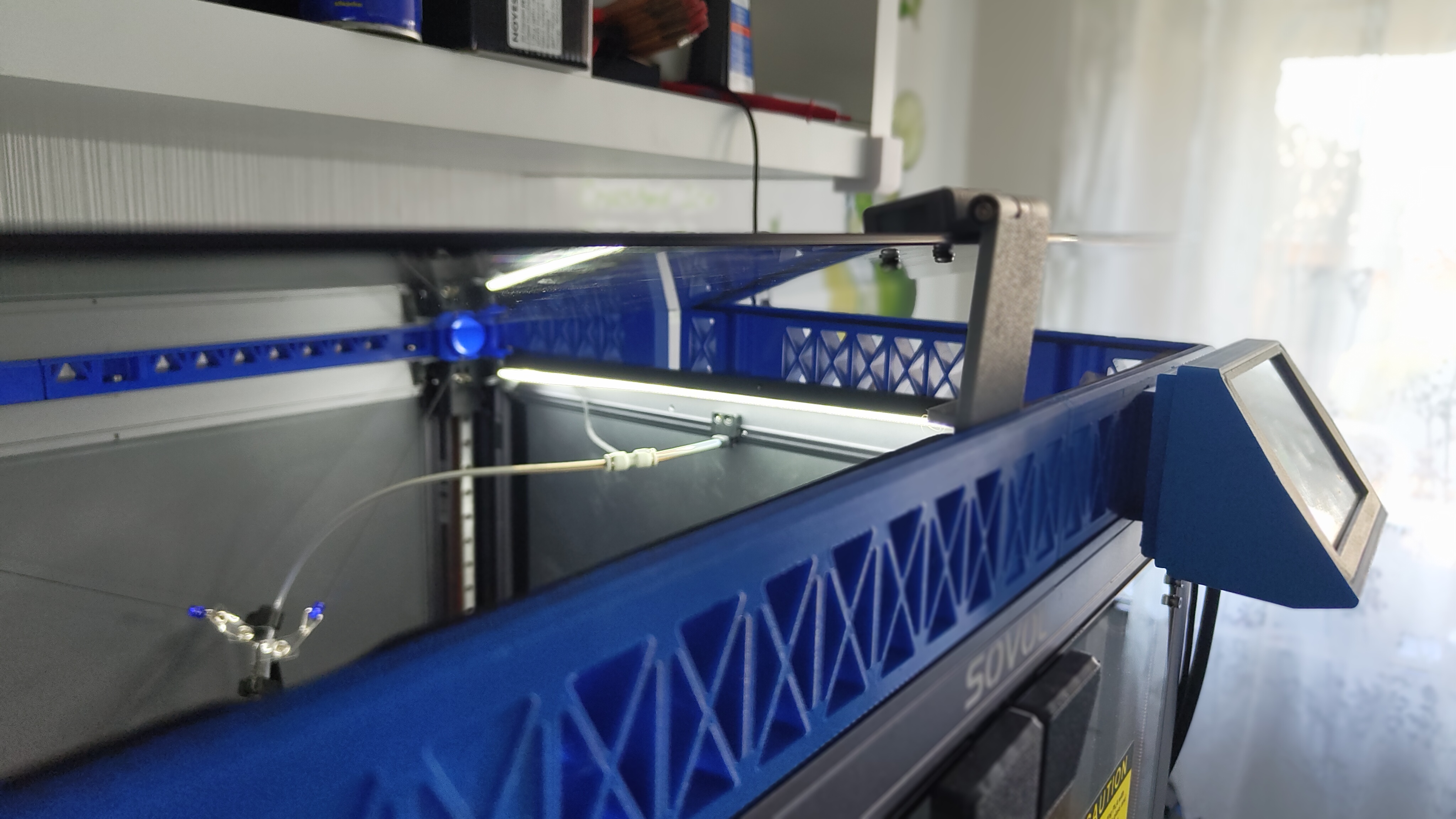 Popup handle for SV08 enclosure top glasslid