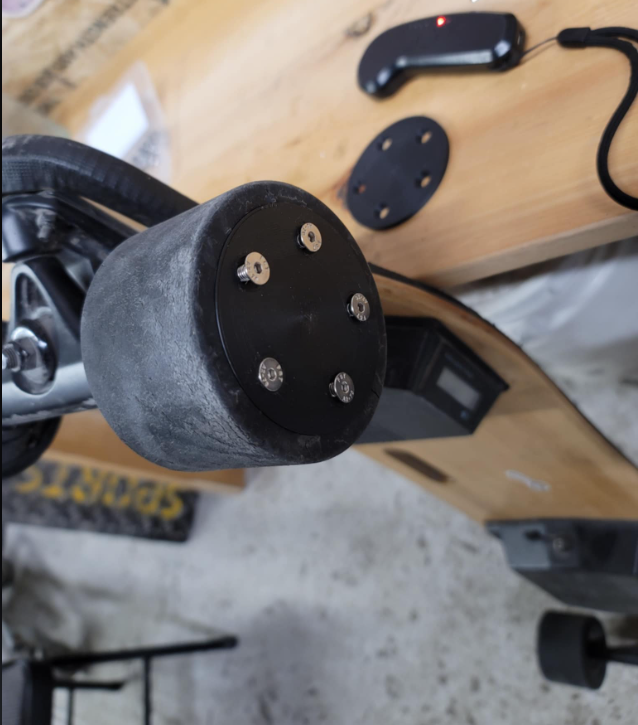 W1S Ownboard HubCap Replacement (Installed but untested)