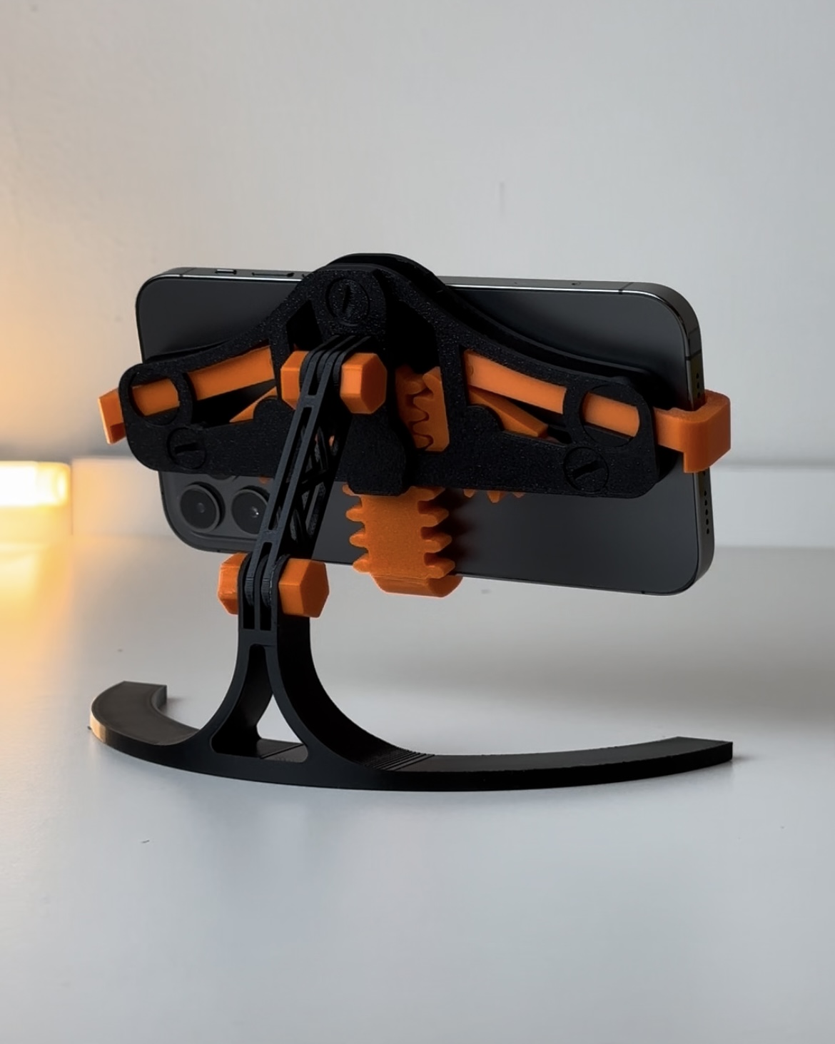 Mechanical Quick Grab/Release Phone Stand 3D model thumbnail