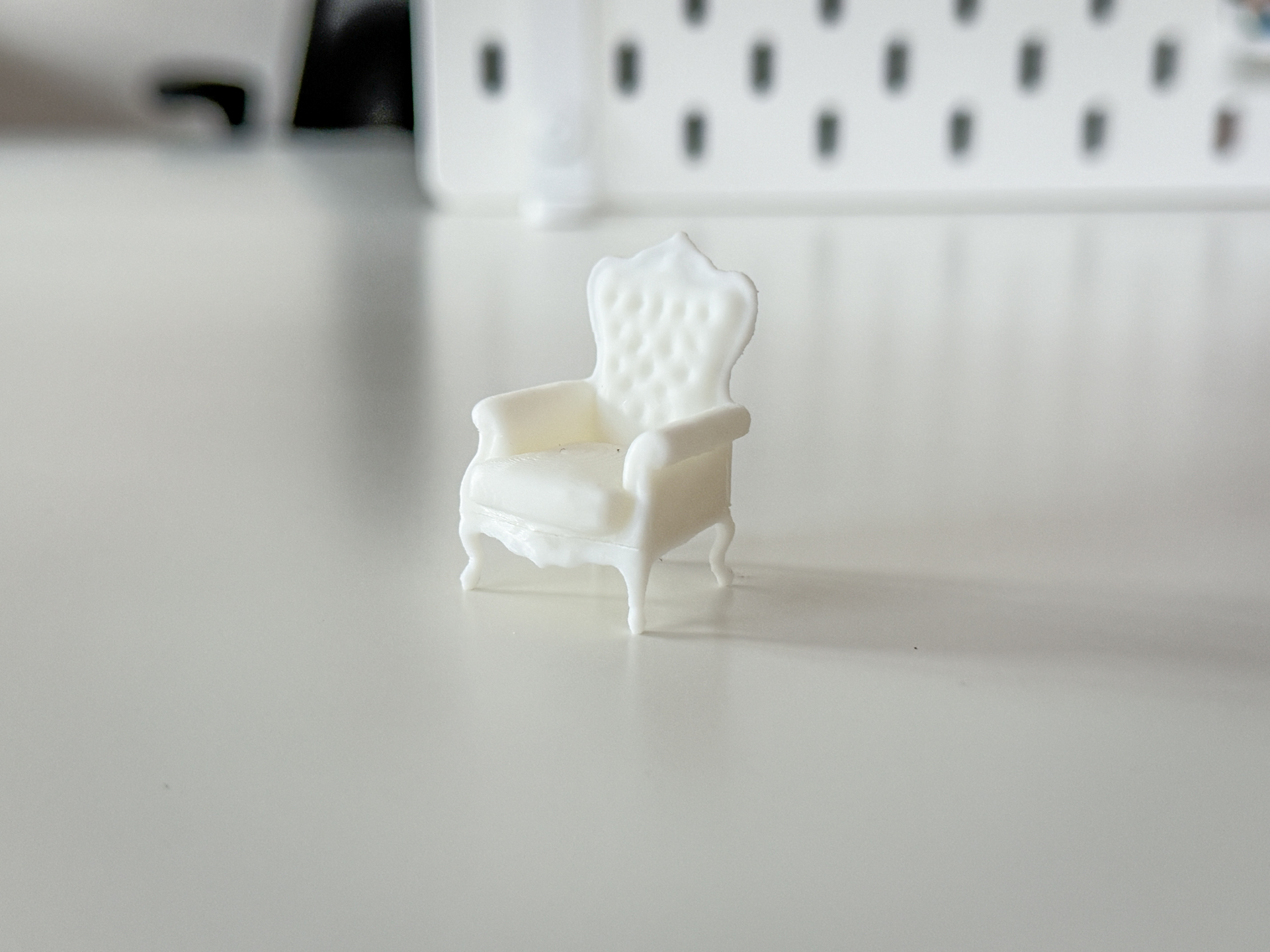 Miniature Chair for your Diorama / Doll House