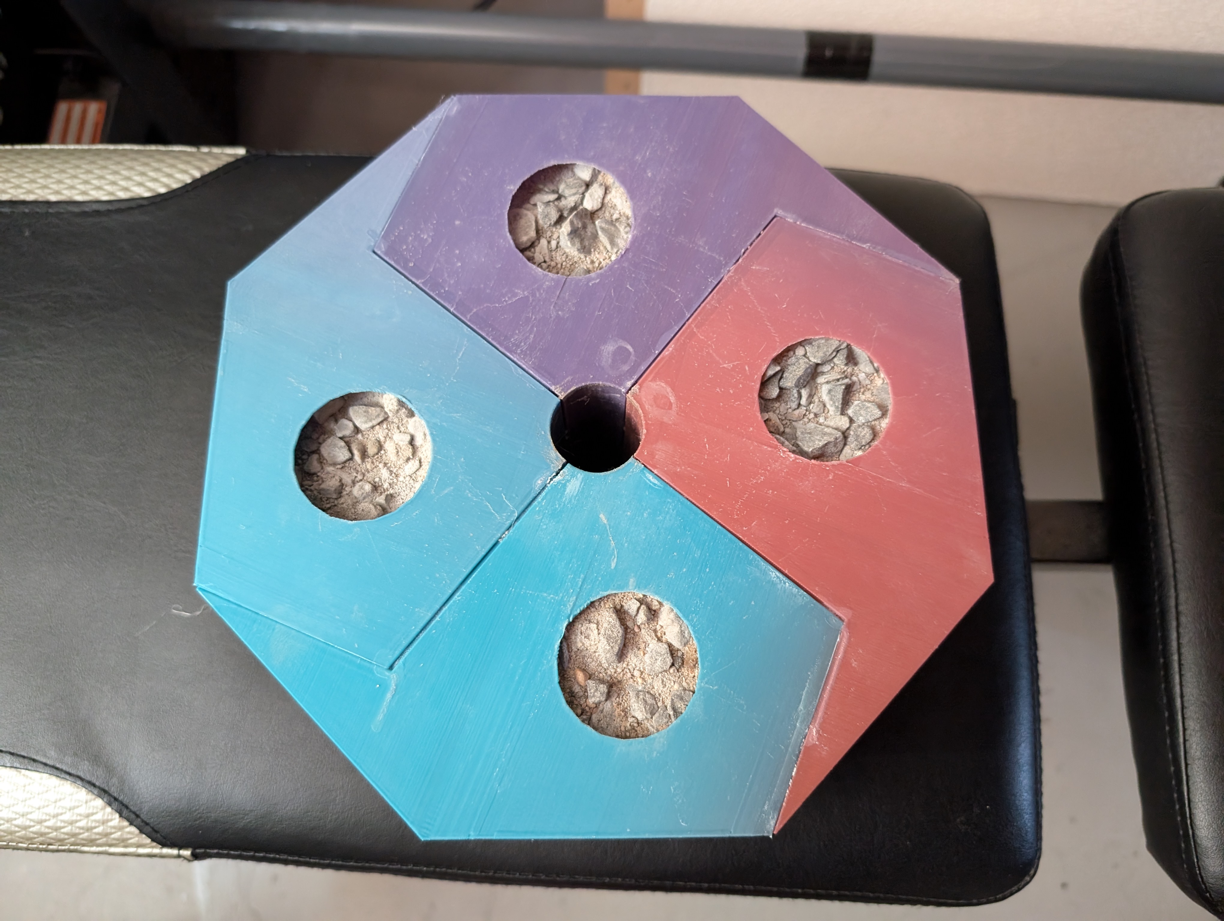 Cement weight shell - Octagonal - 15lb — thumbnail 2