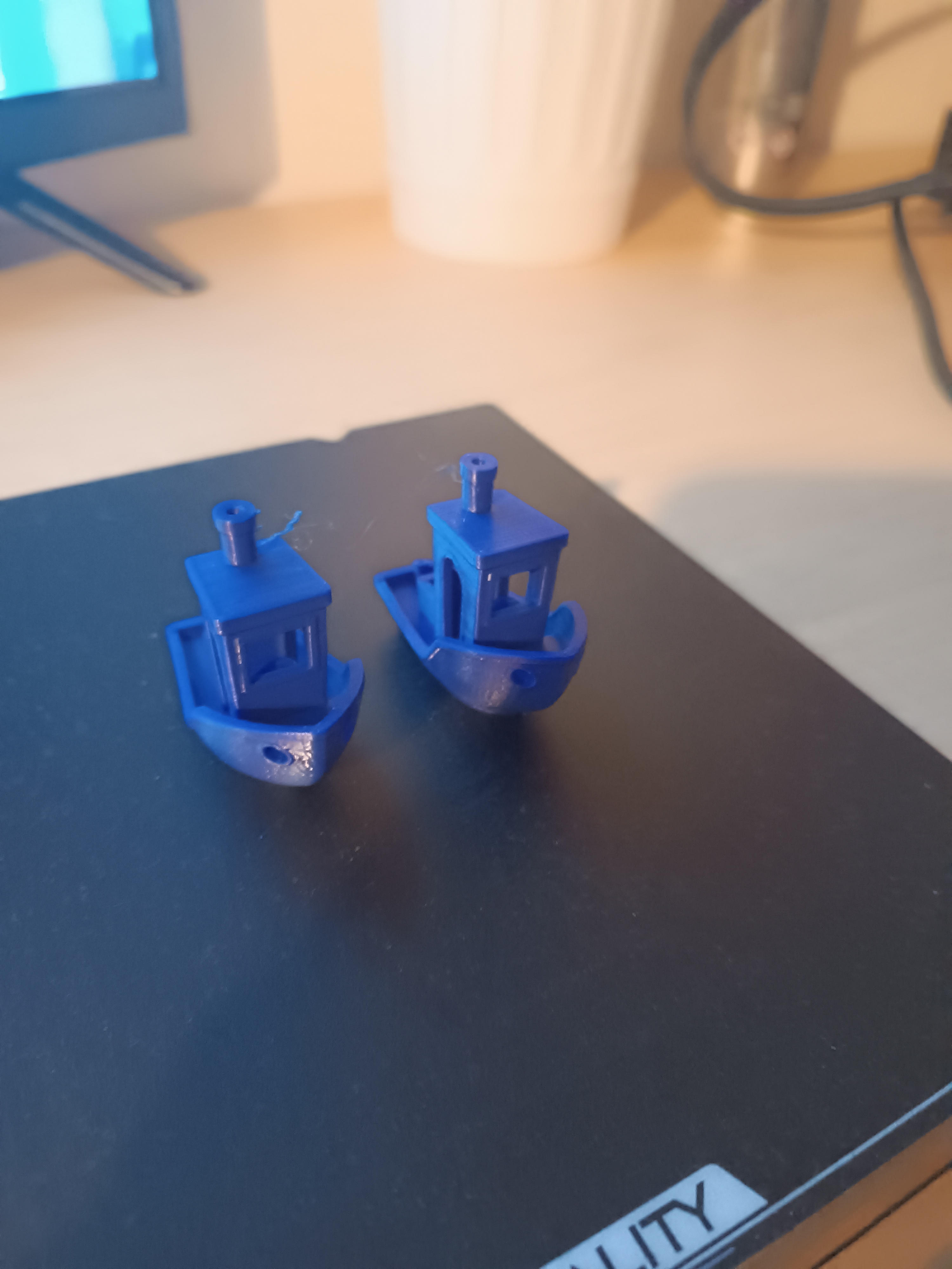 Benchy loďka s jedním klonem