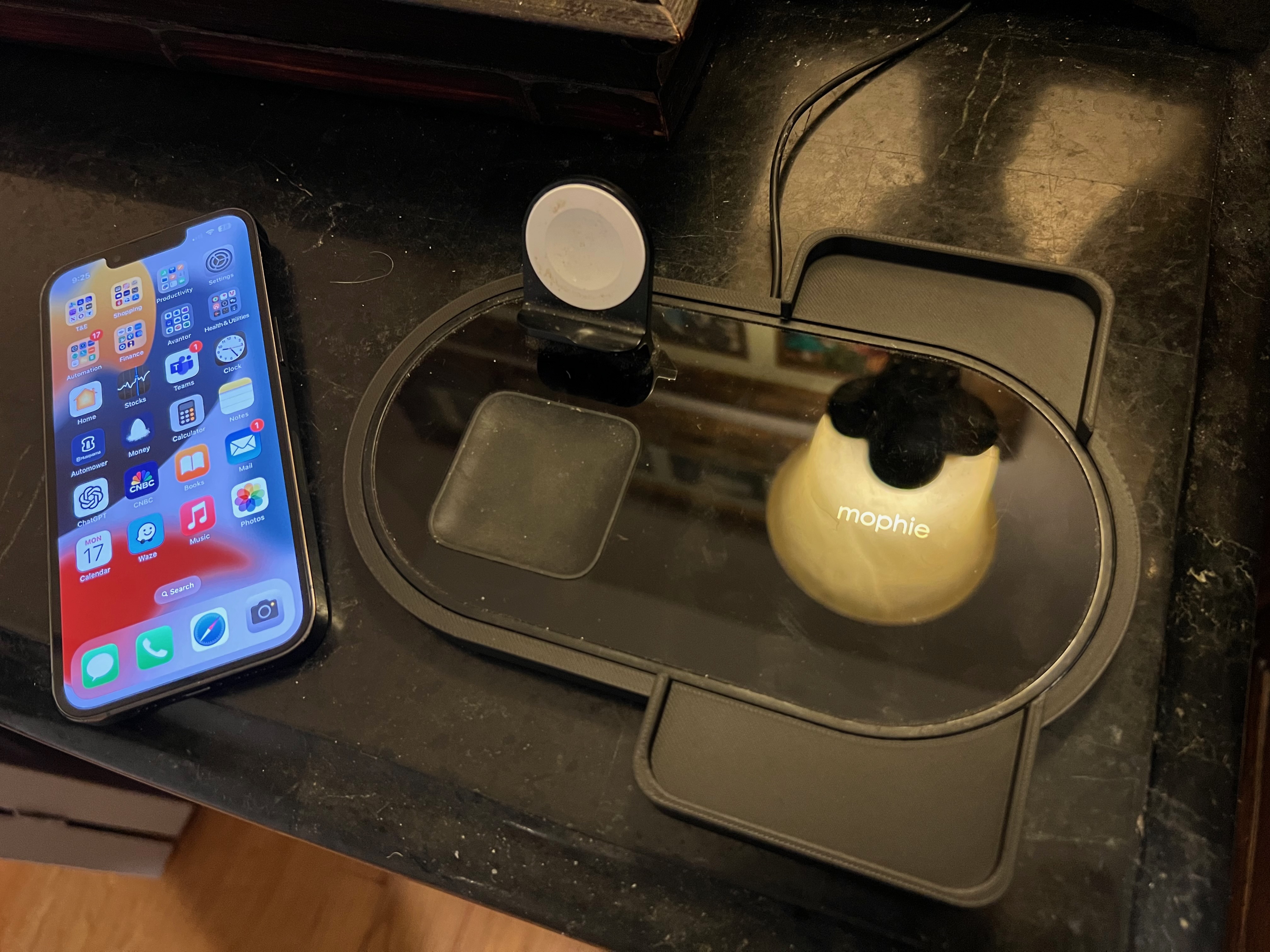 Mophie 3-in-1 Wireless Charge Pad Adapter for iPhone 13 Pro