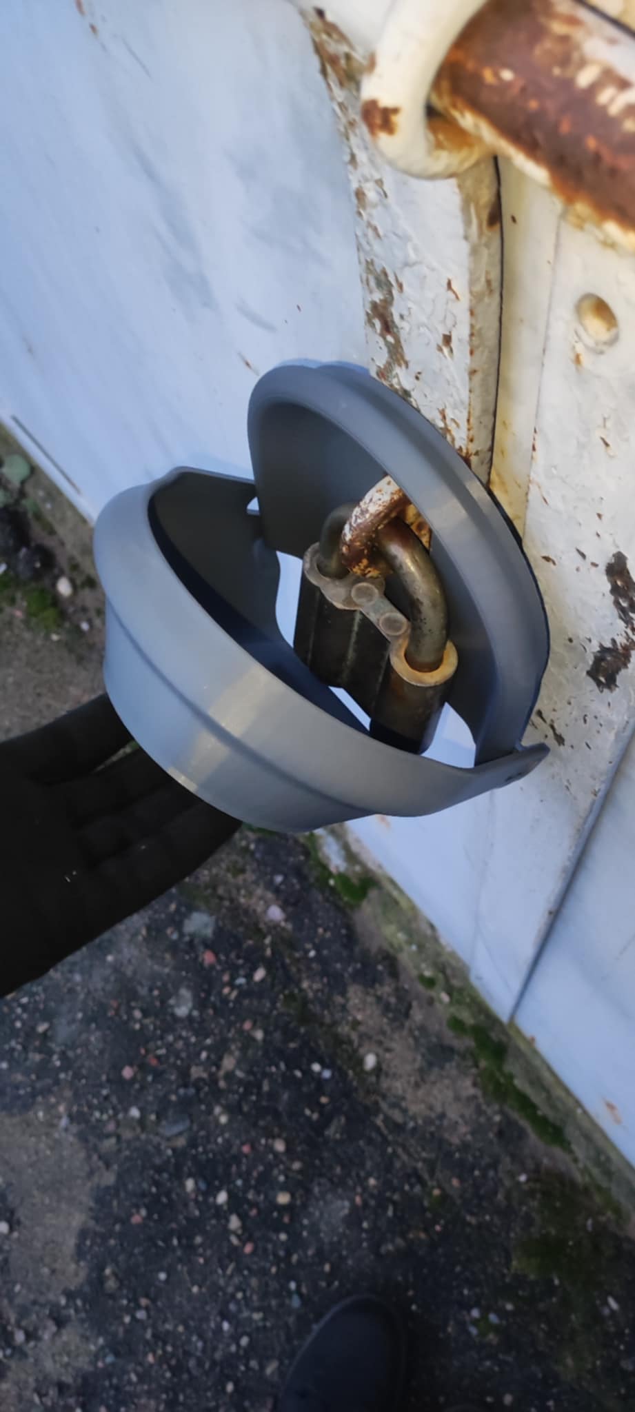 Padlock protection from the environment