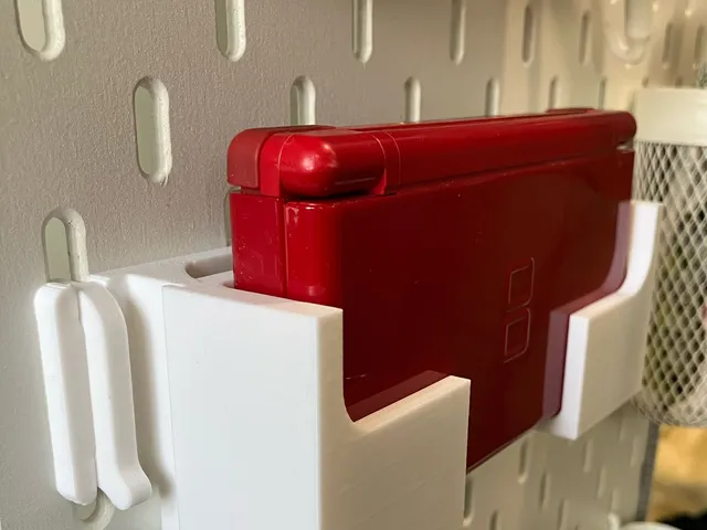 IKEA Skådis Nintendo DS Lite Holder