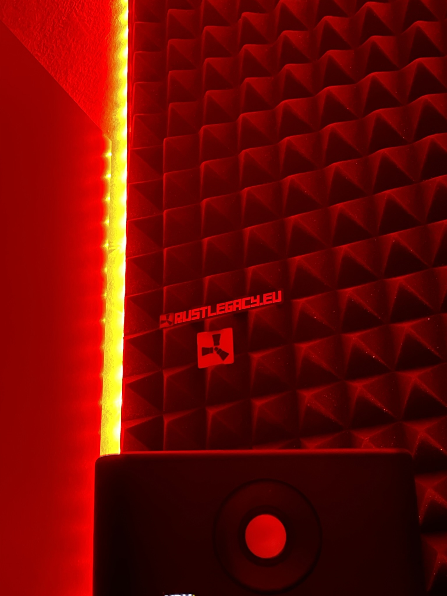 Miniatura 2 do modelo 3D RUST - Logo & Text
