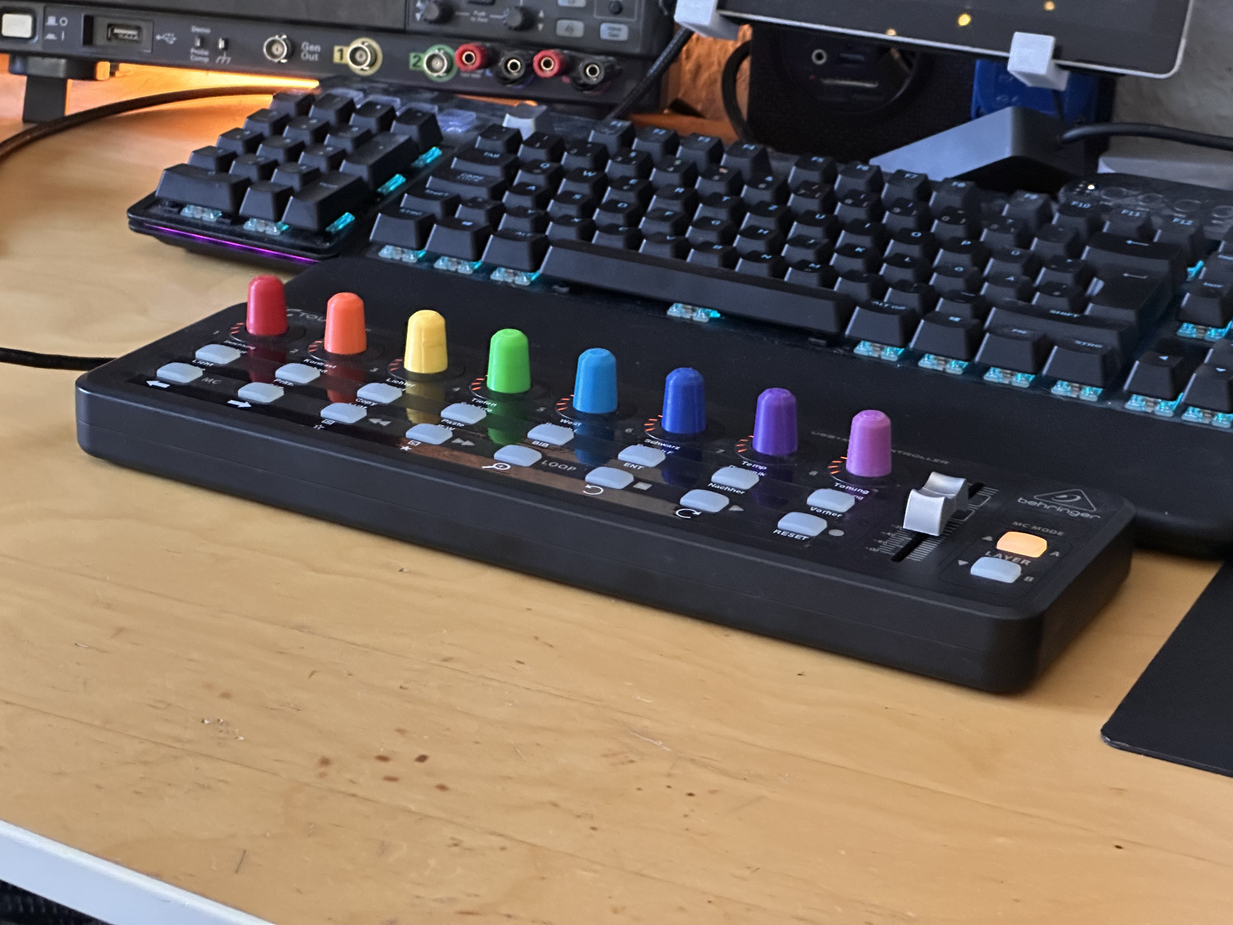 Lightroom MiDi Controller (Behringer X-Touch mini Mod)