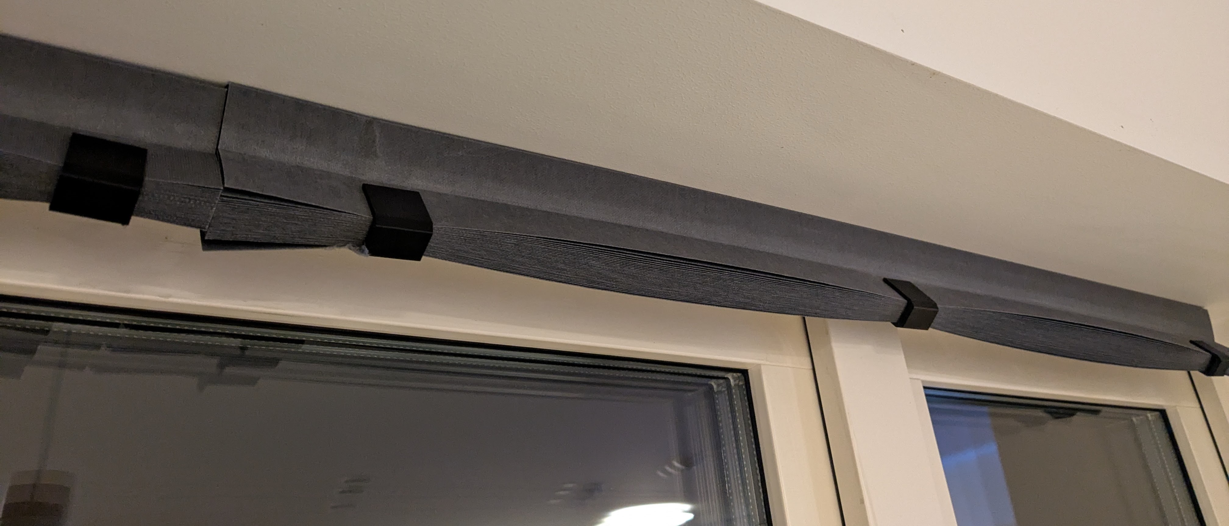 IKEA SCHOTTIS clips