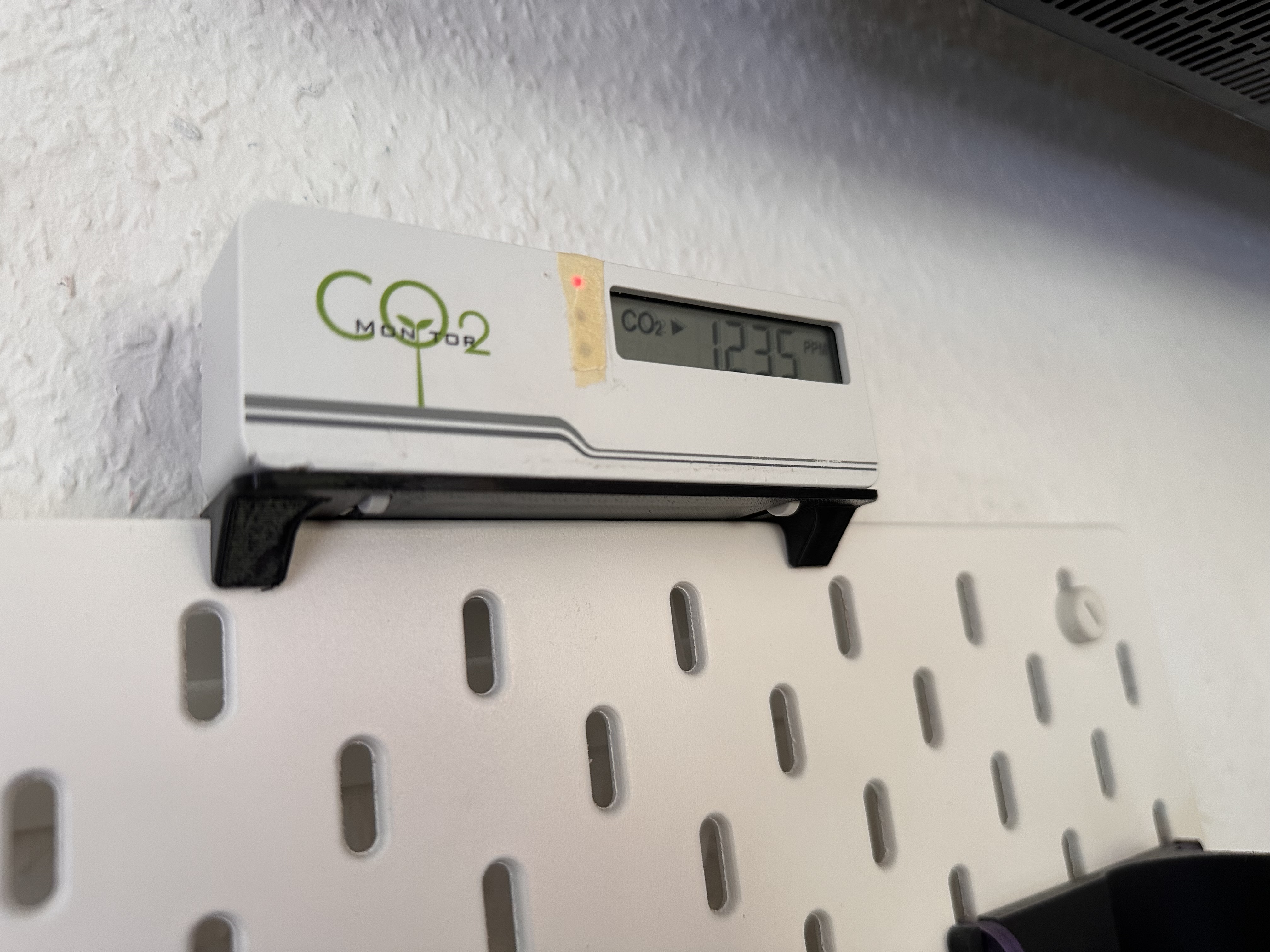Ikea Skadis Co2 Sensor Mount — miniatura 3