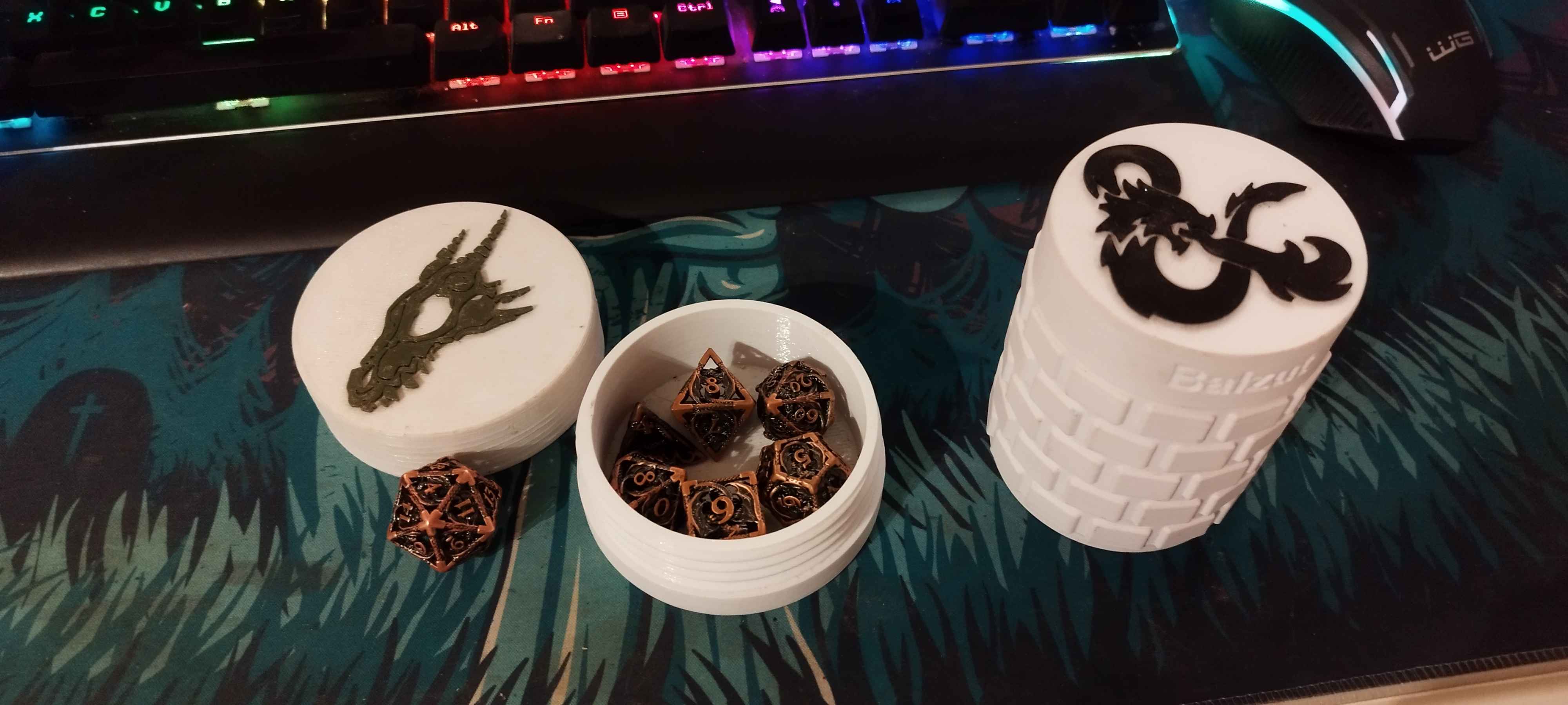 Dice case logo D&D / Krotitelé Draků