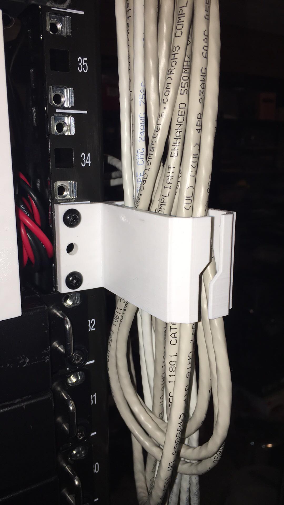 1U Rack Cable Management por Icemansid | Descargar modelo STL gratuito ...