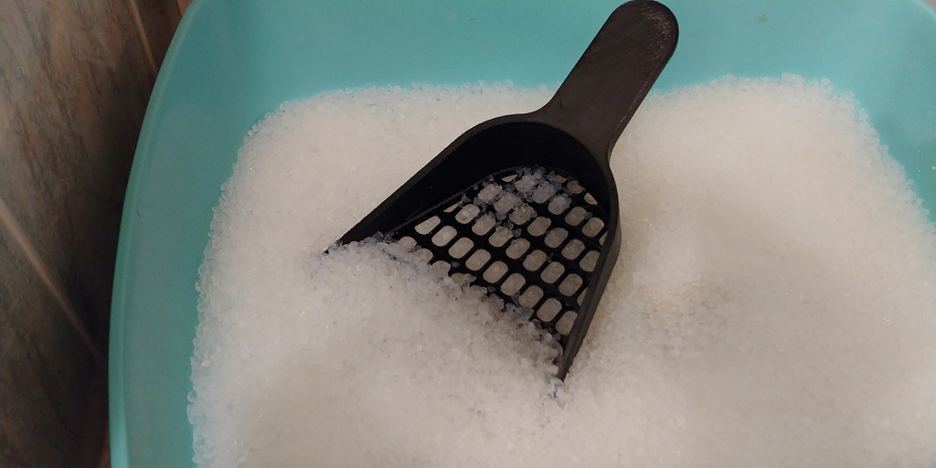 Cat Litter Scoop with large holes