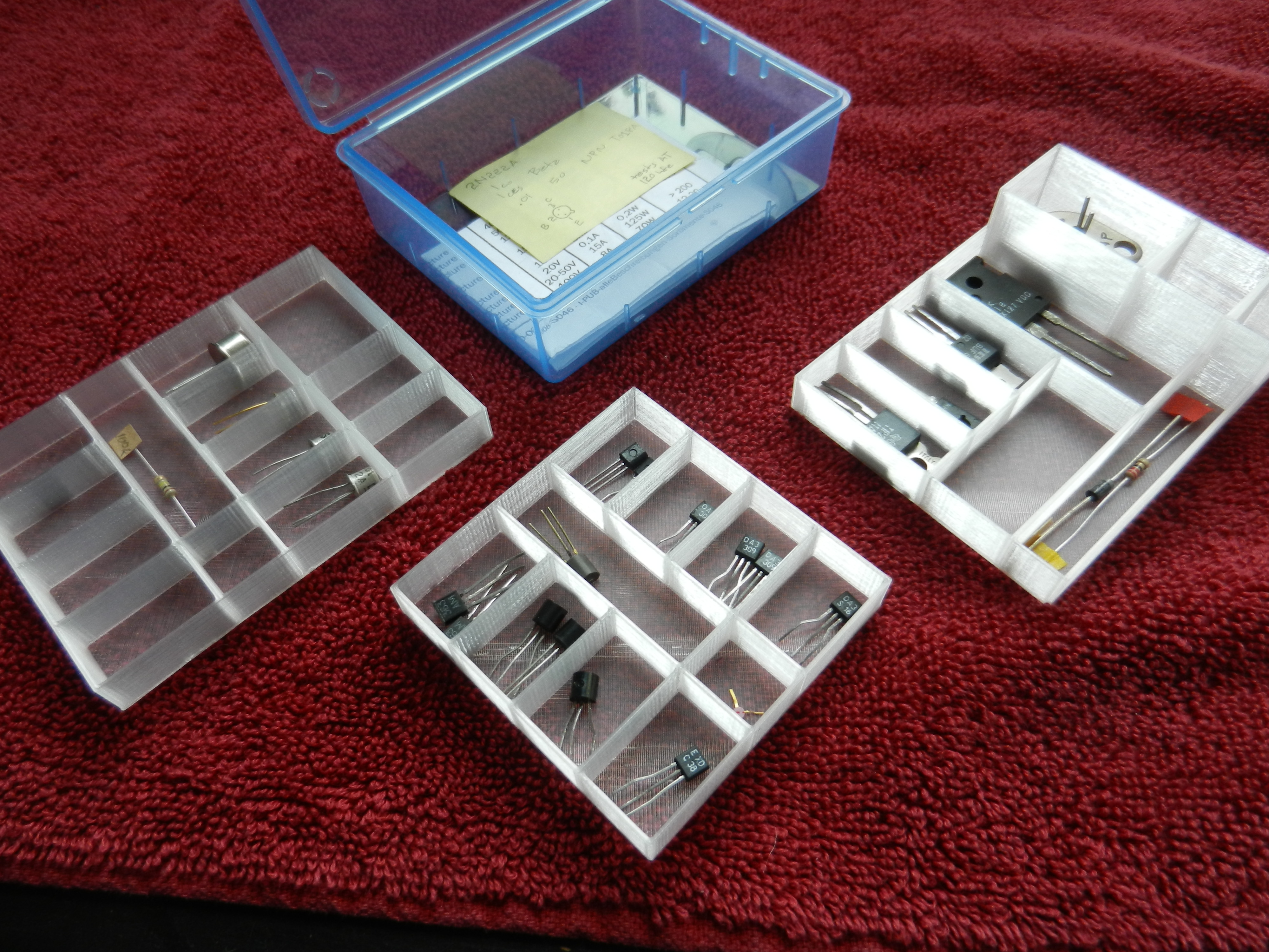 Miniatura 3 do modelo 3D Small Organizer Trays