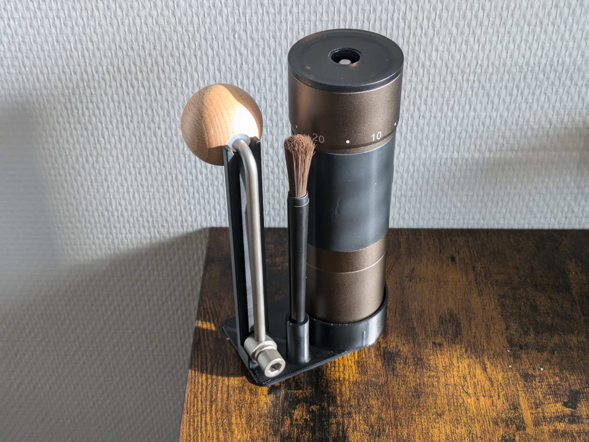 Kingrinder K6 Stand with Accessories