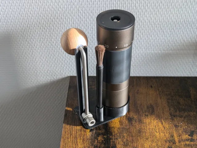 Kingrinder K6 Stand with Accessories
