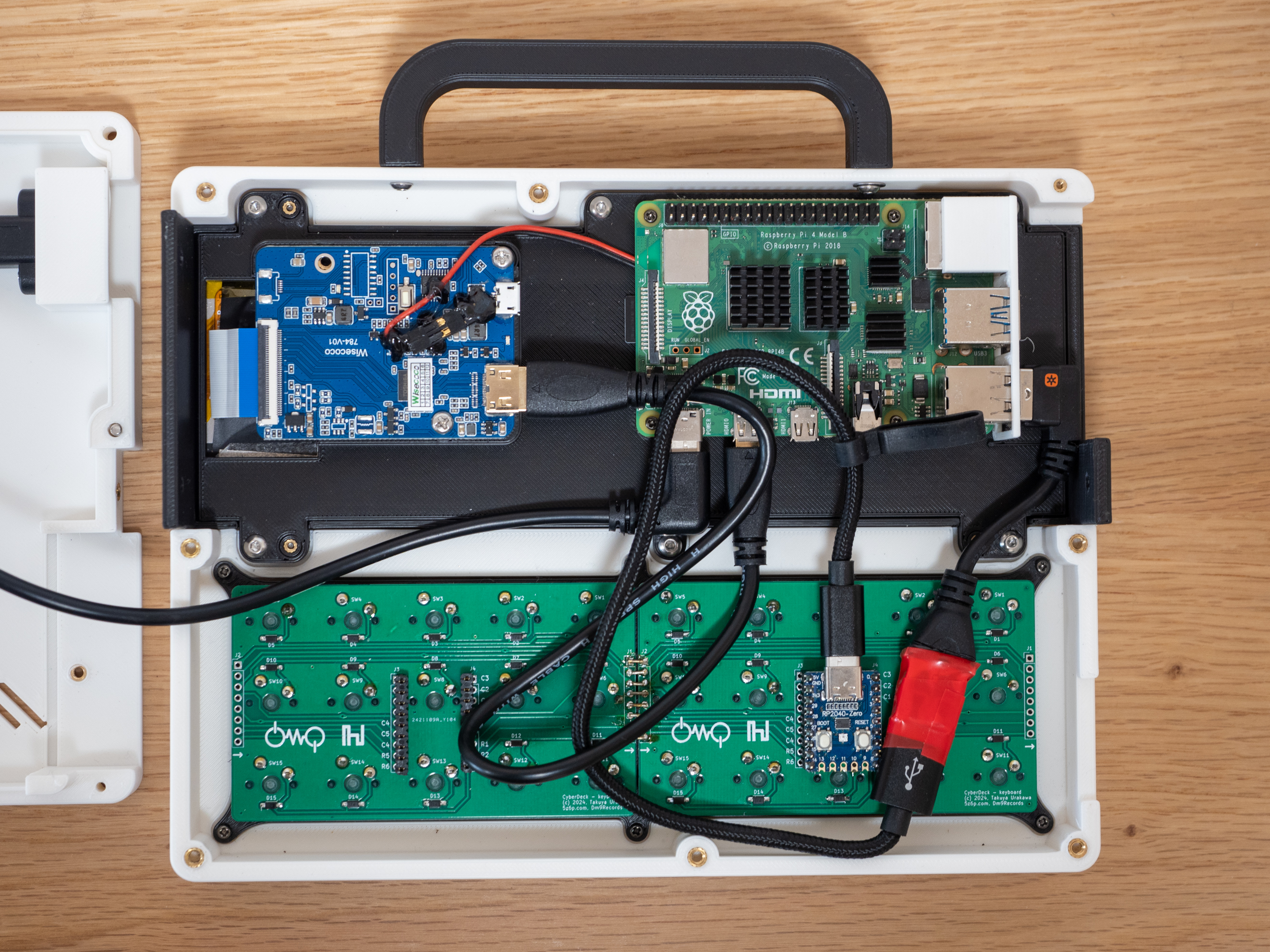 Miniatura 4 do modelo 3D Cyberdeck for DJs