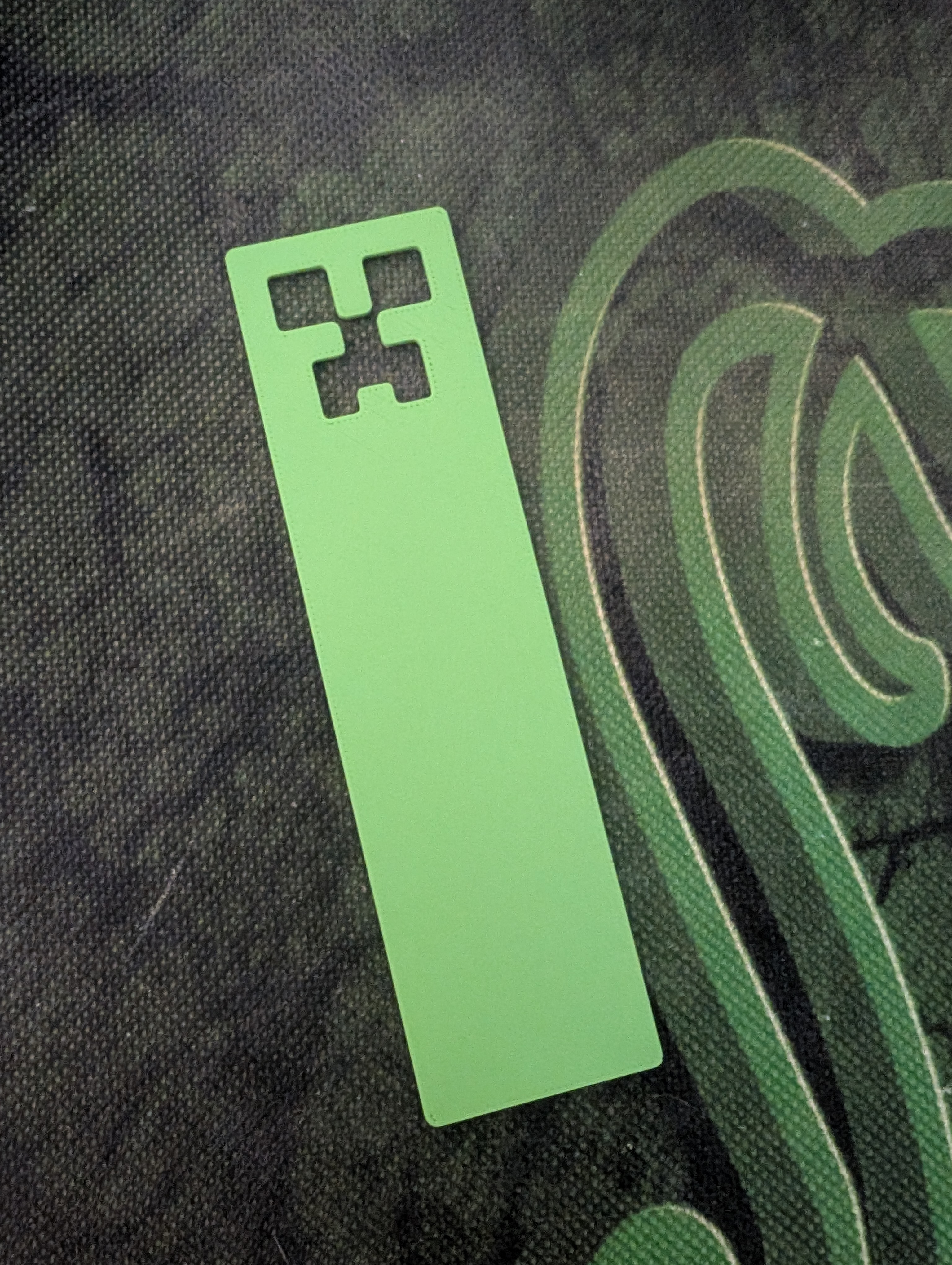 MINECRAFT Creeper Bookmark (rounded)