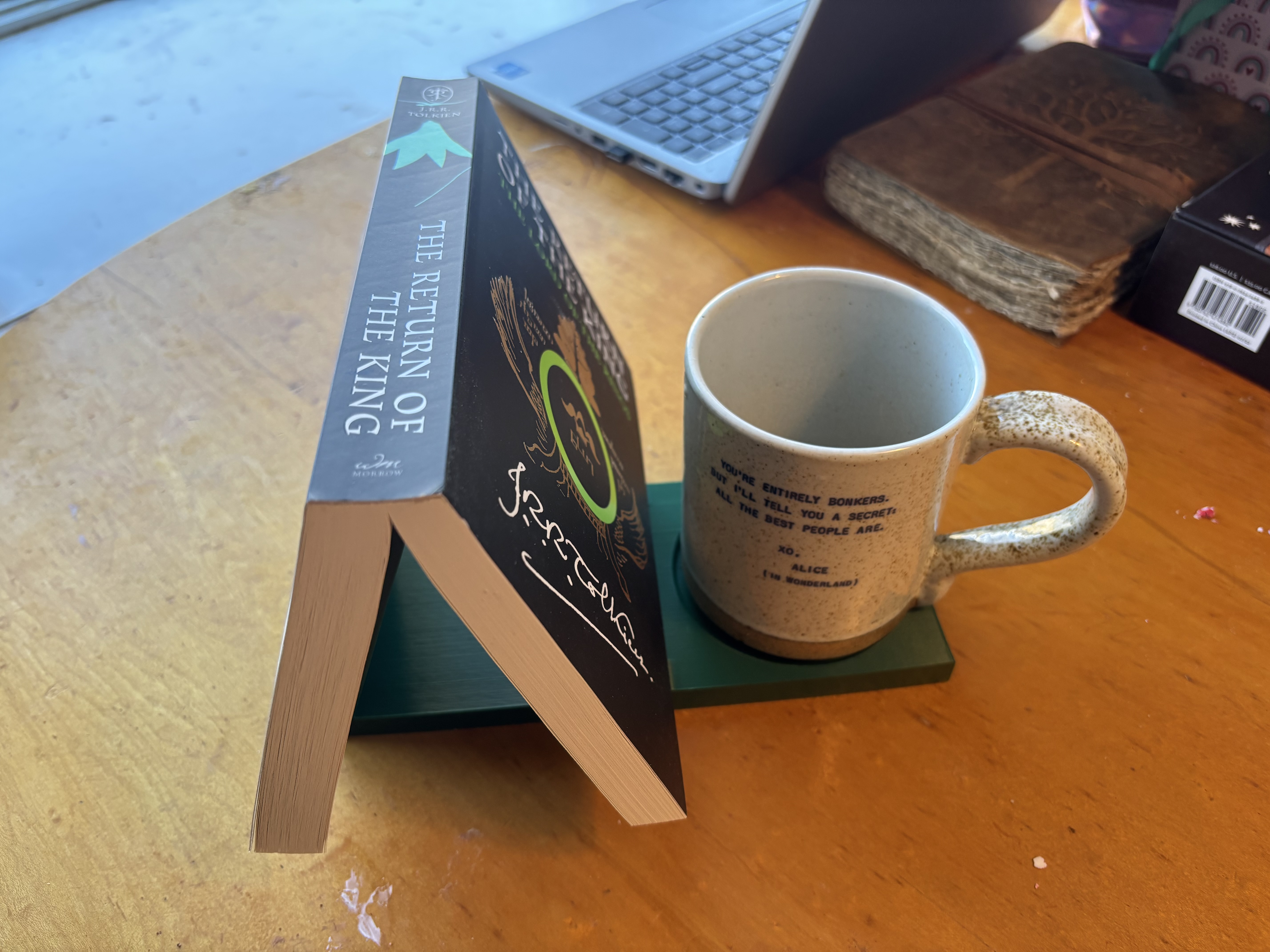 LOTR Book Stand