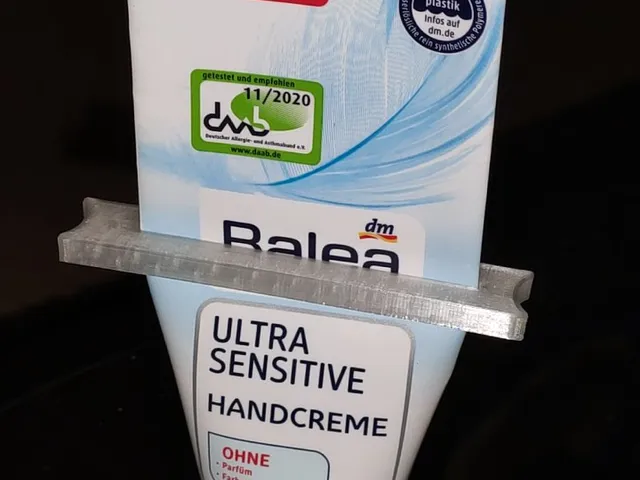 Yet another hand lotion (cream) squeezer V2