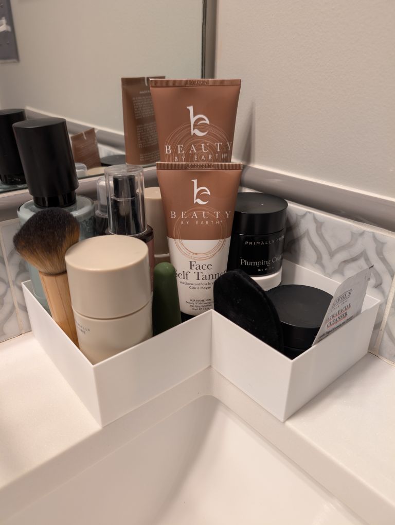 Corner Box Organizer