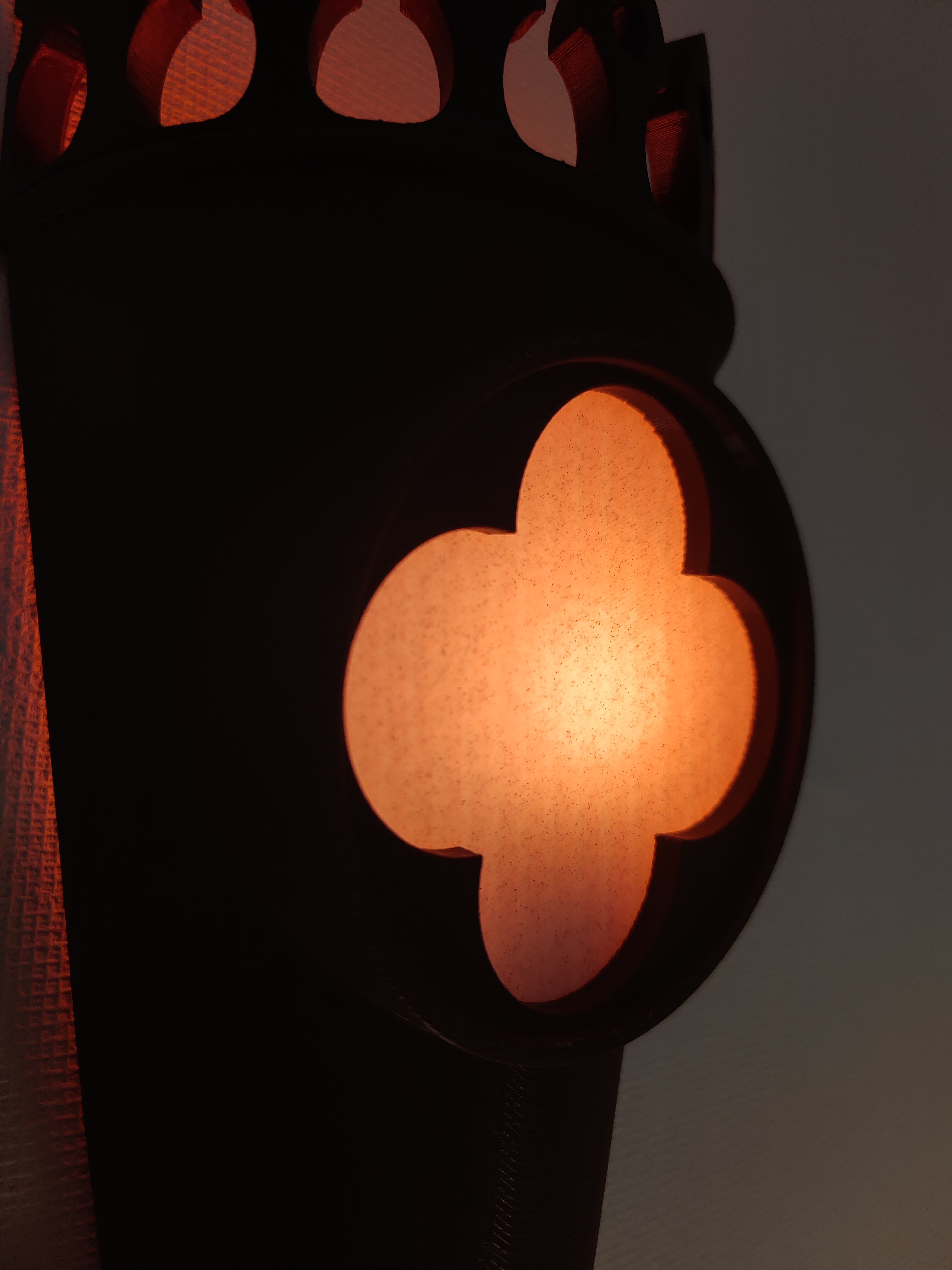 Miniatura 4 do modelo 3D Efteling - Danse Macabre Wall Lamp