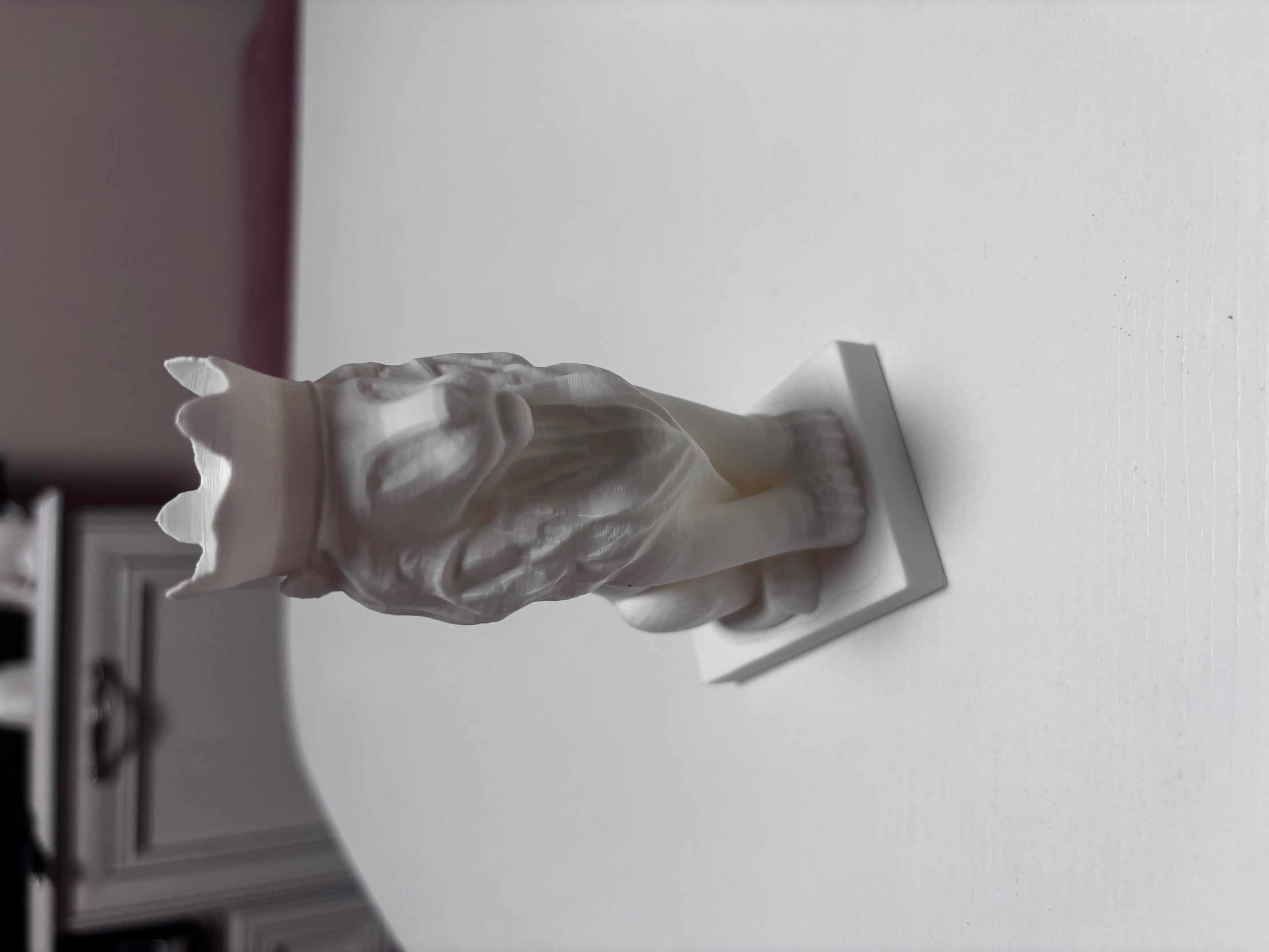 King lion sculpture