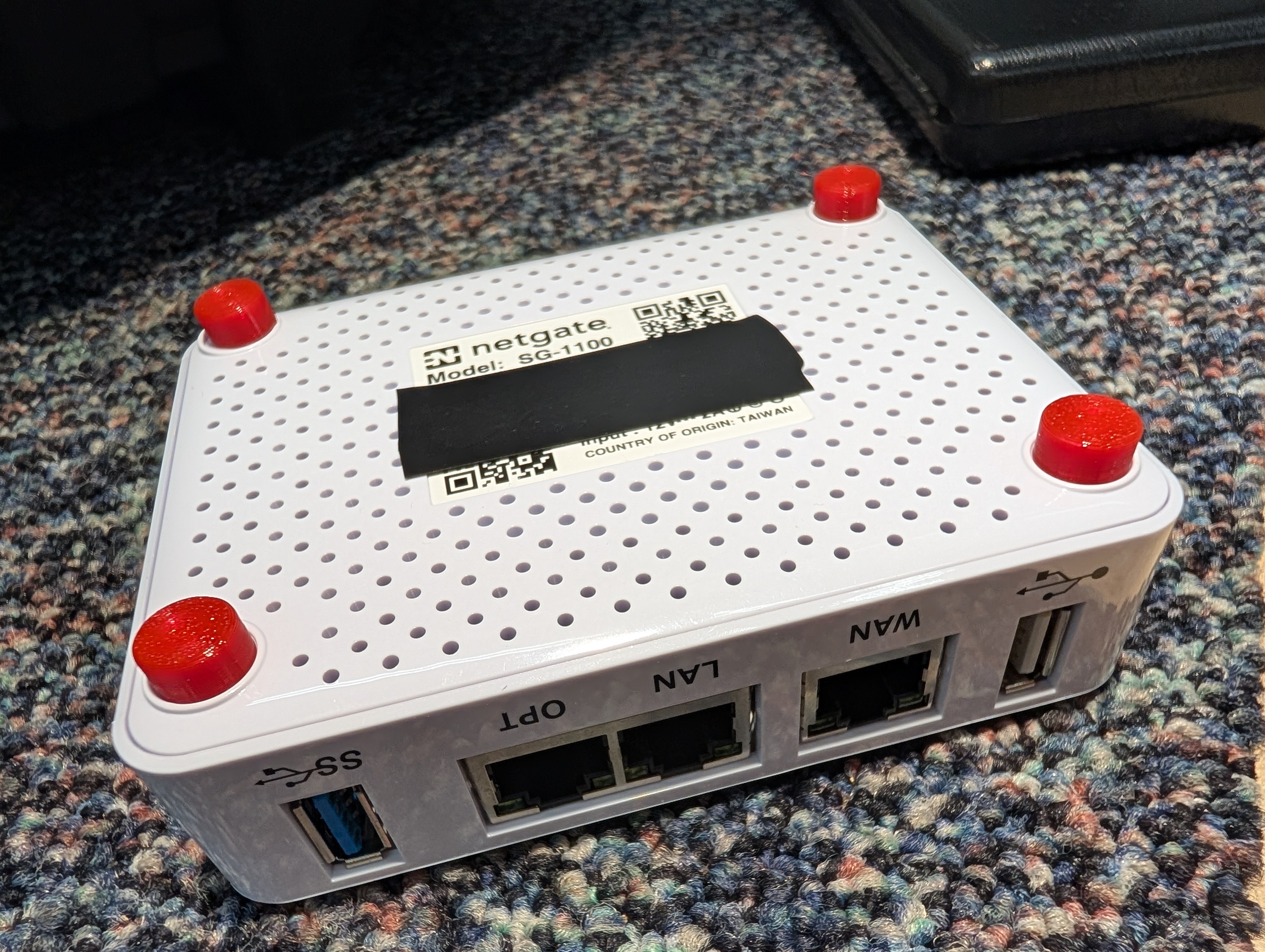 Netgate SG-1100 foot