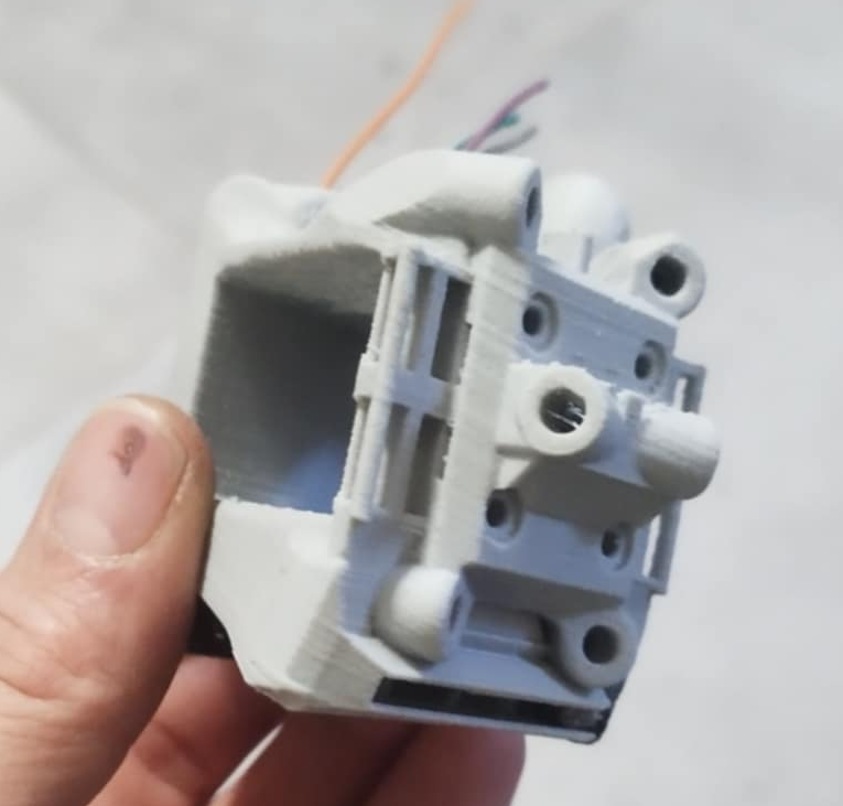 Rossinante - Tap shuttle mount for tapchanger