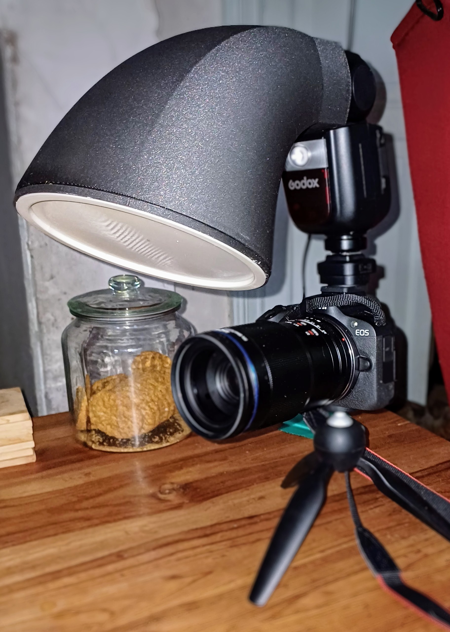 Diffuser for a Godox V860III Speed-lite