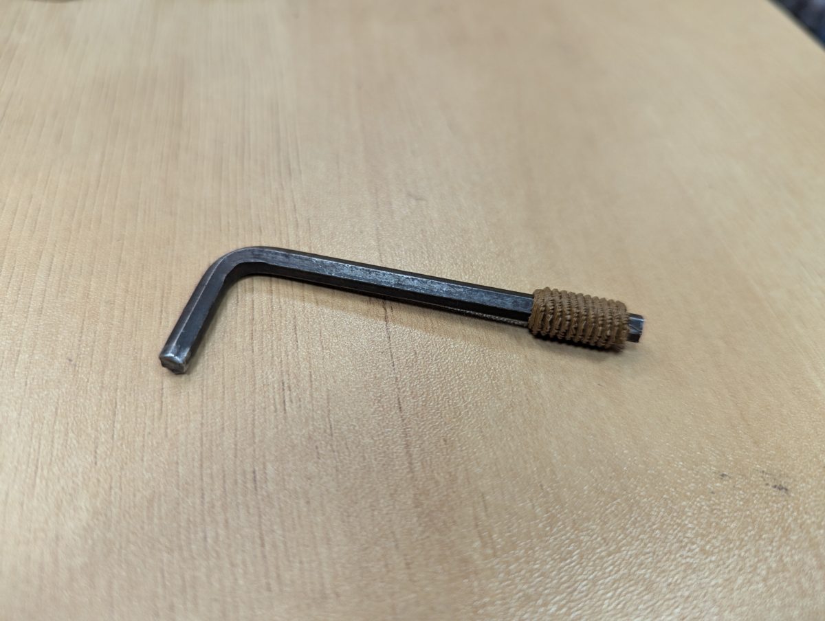 Thread-reducer with hex-keyed inner threads — miniatura 3