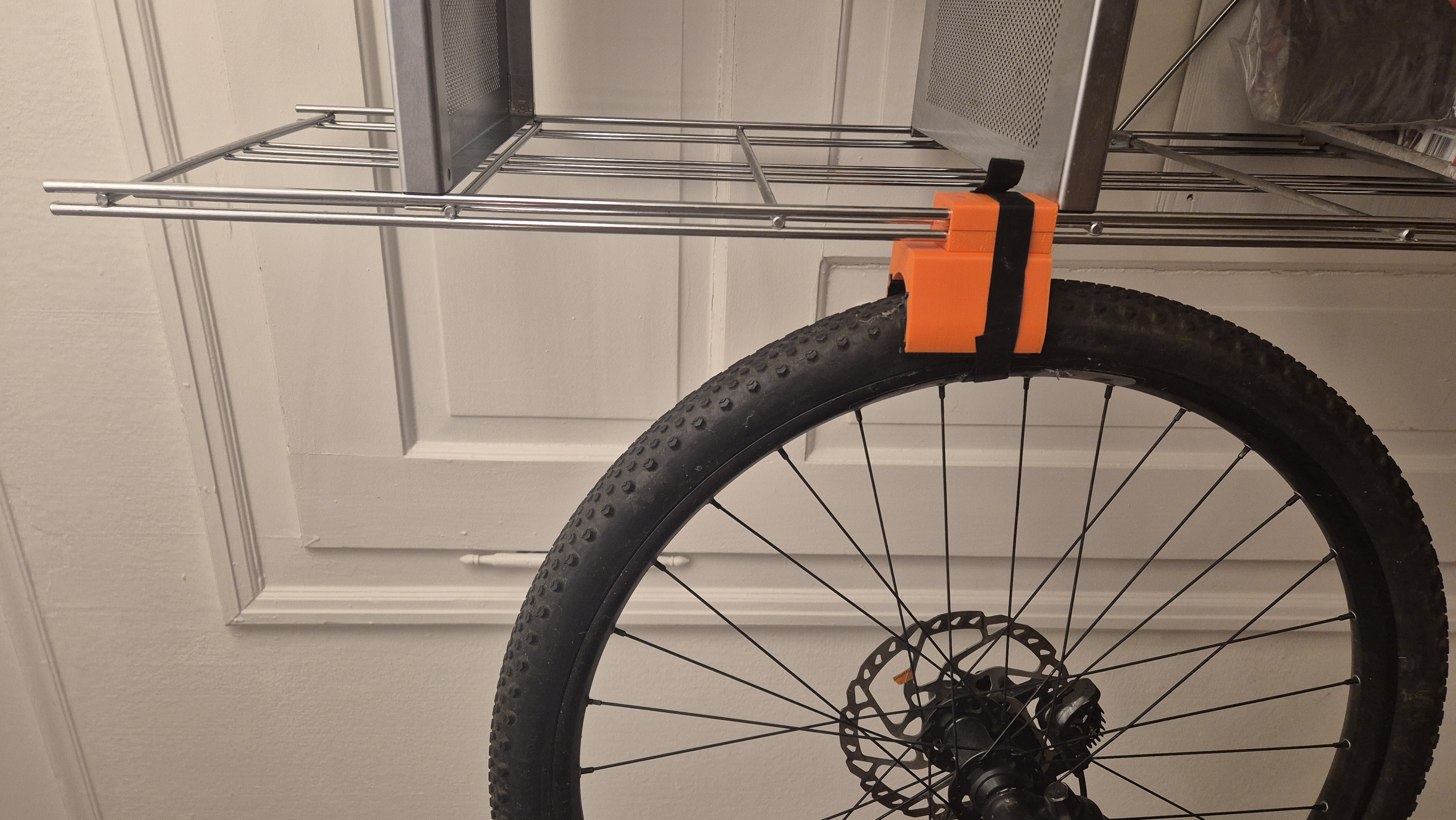 Interio Zilo Adapter for Parametric Bike Wall Mount