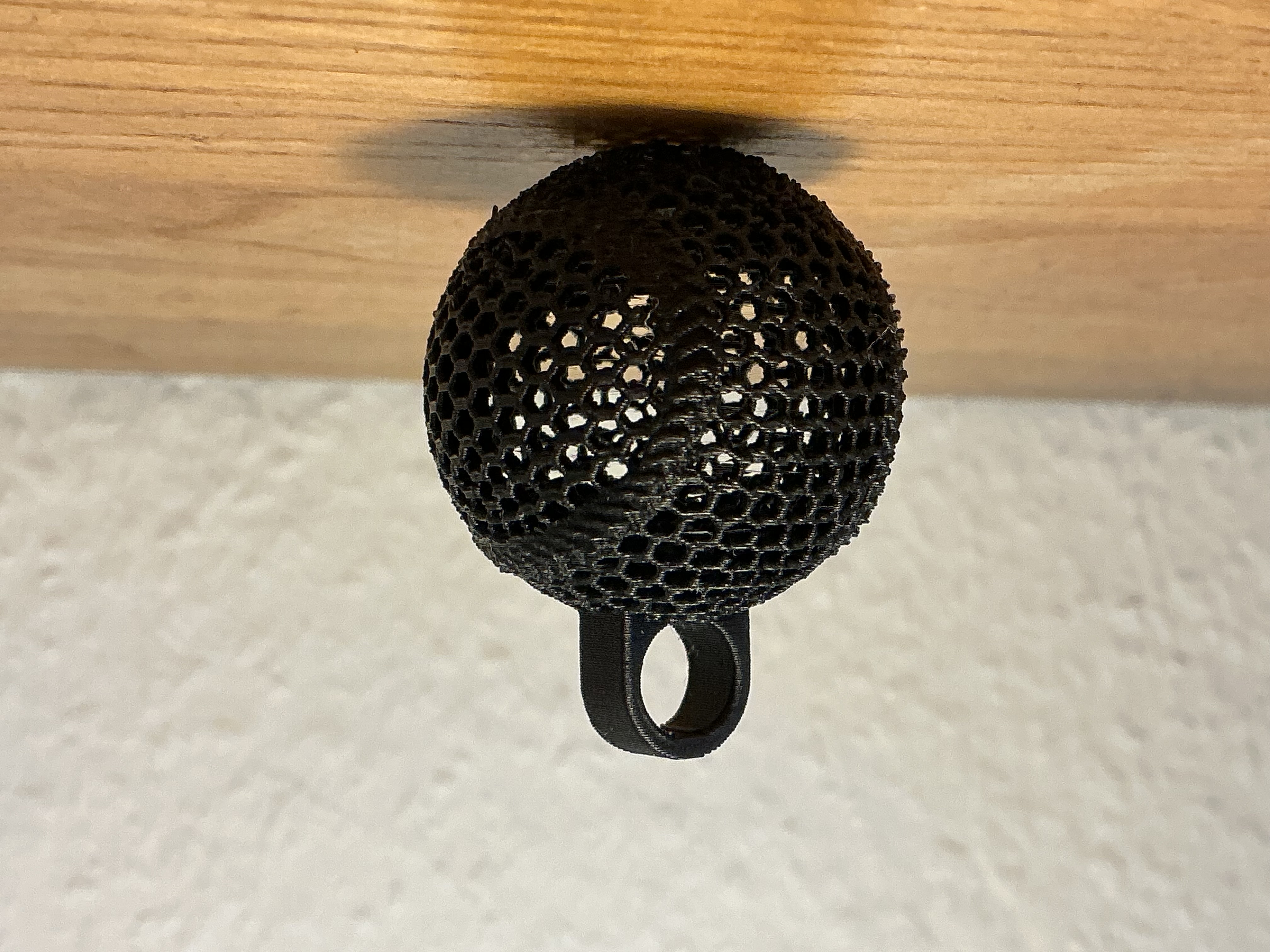 Airless baseball keychain plus baseball keychain — thumbnail 3