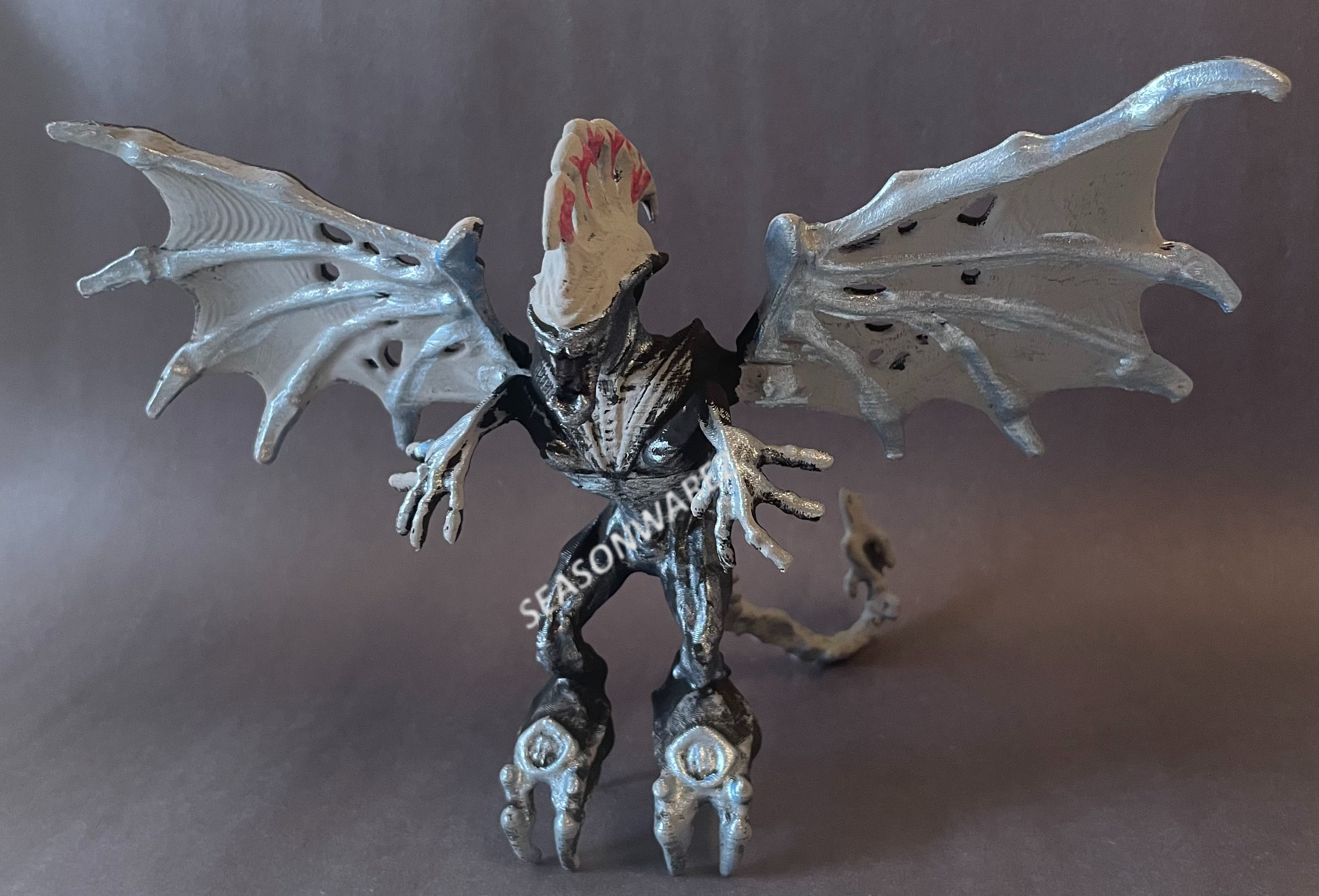 Flying Alien Queen - Xenomorph Vintage Toy