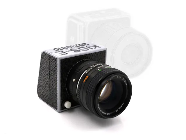 KISS-E camera
