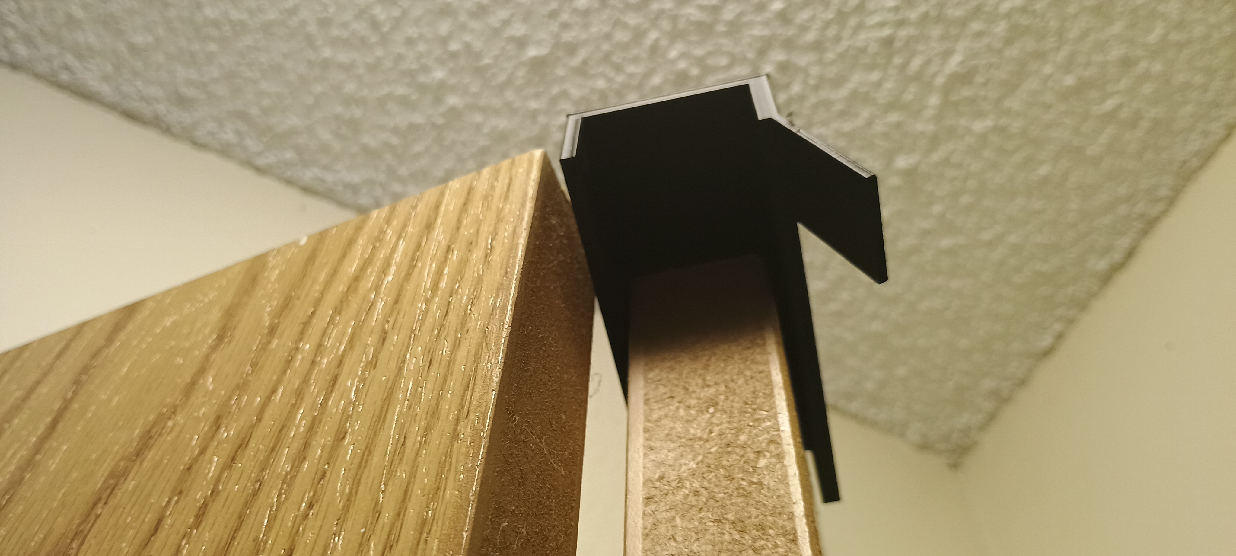 Bifold Door lock — thumbnail 2