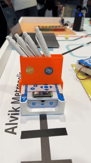 Alvik delivery bot — miniatura 2