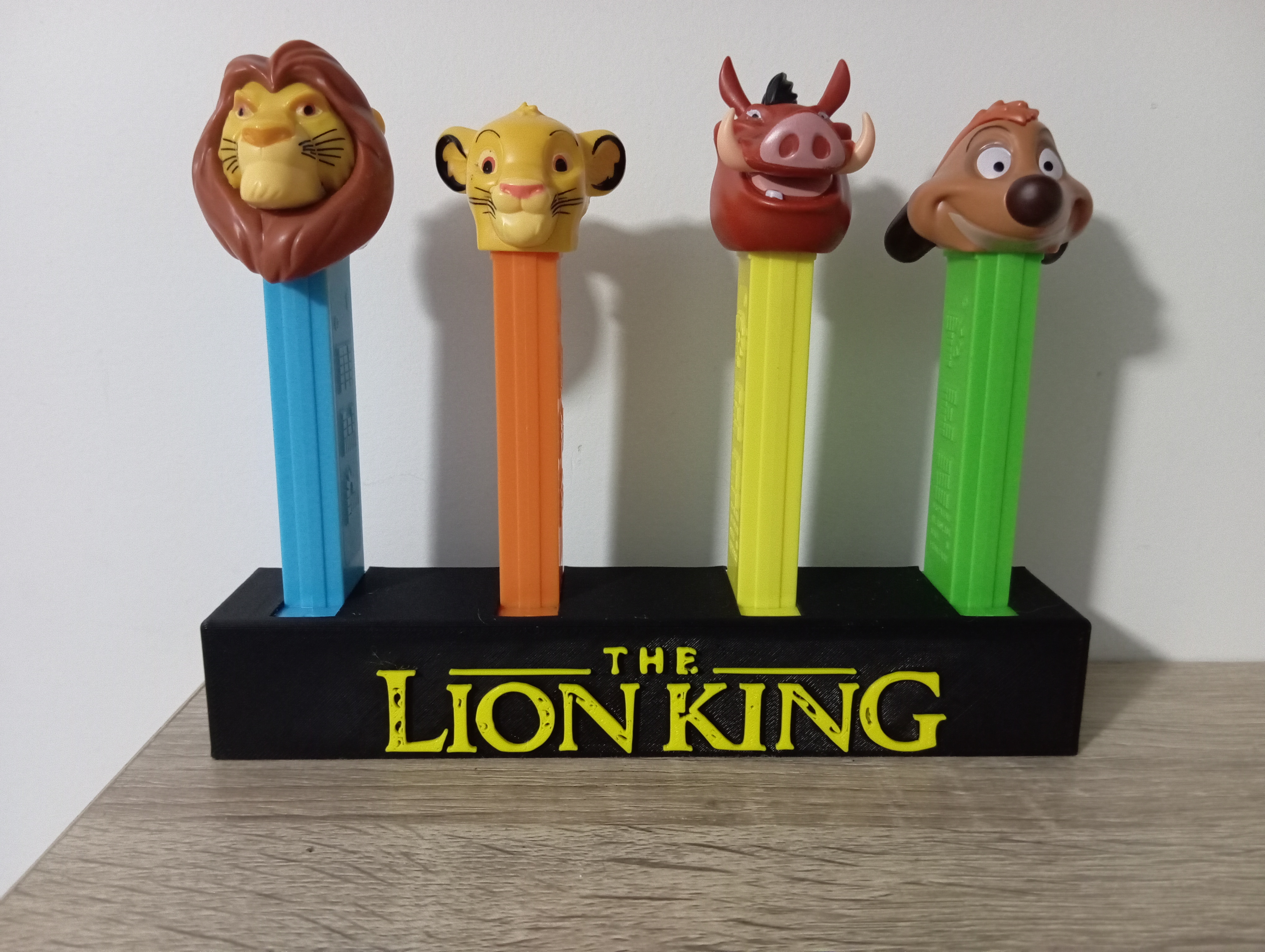 Pez holder The Lion king